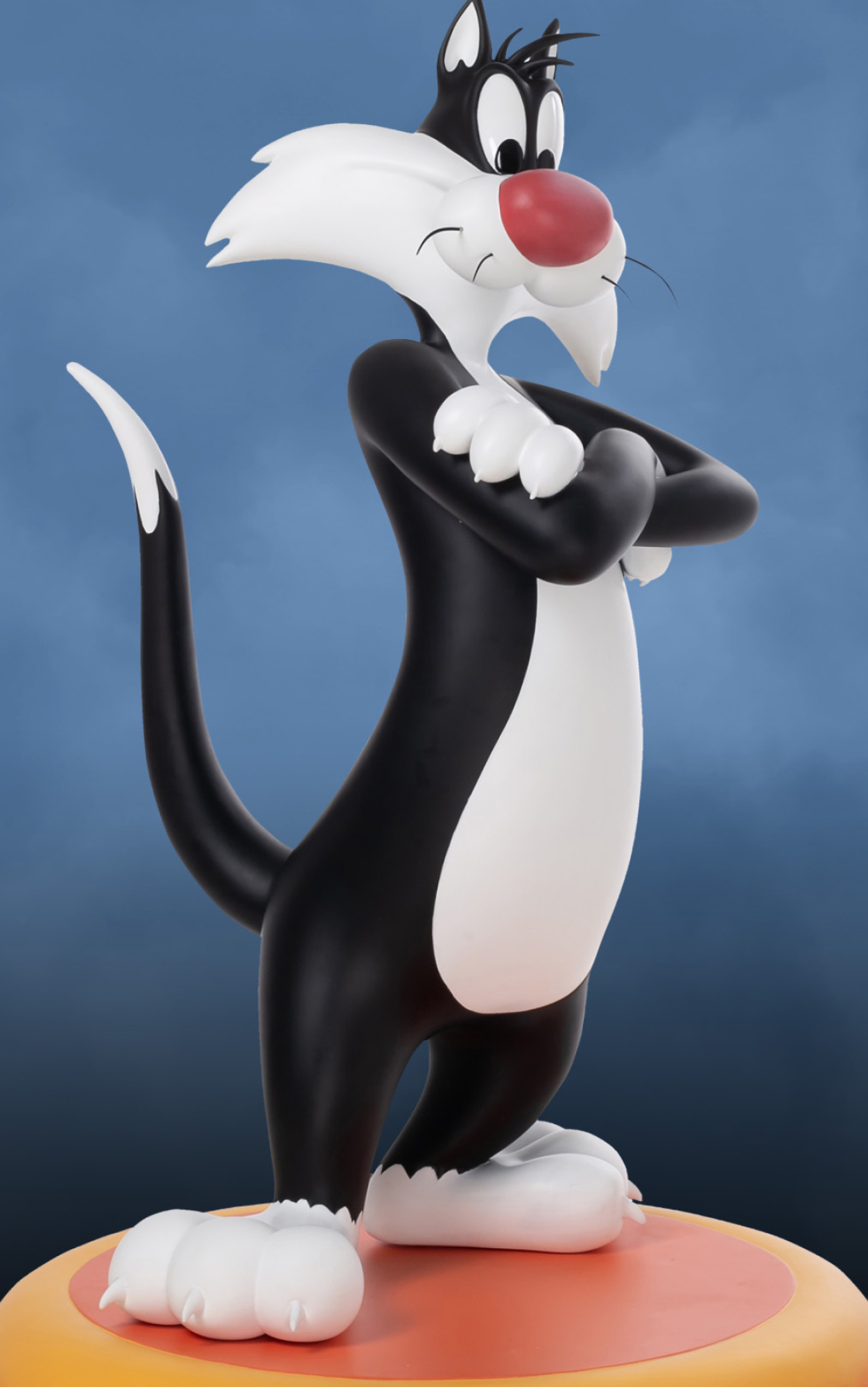 Sylvester the Cat, Lebensgrosse statue, Iconic figurine, Collectible item, 1260x2000 HD Handy