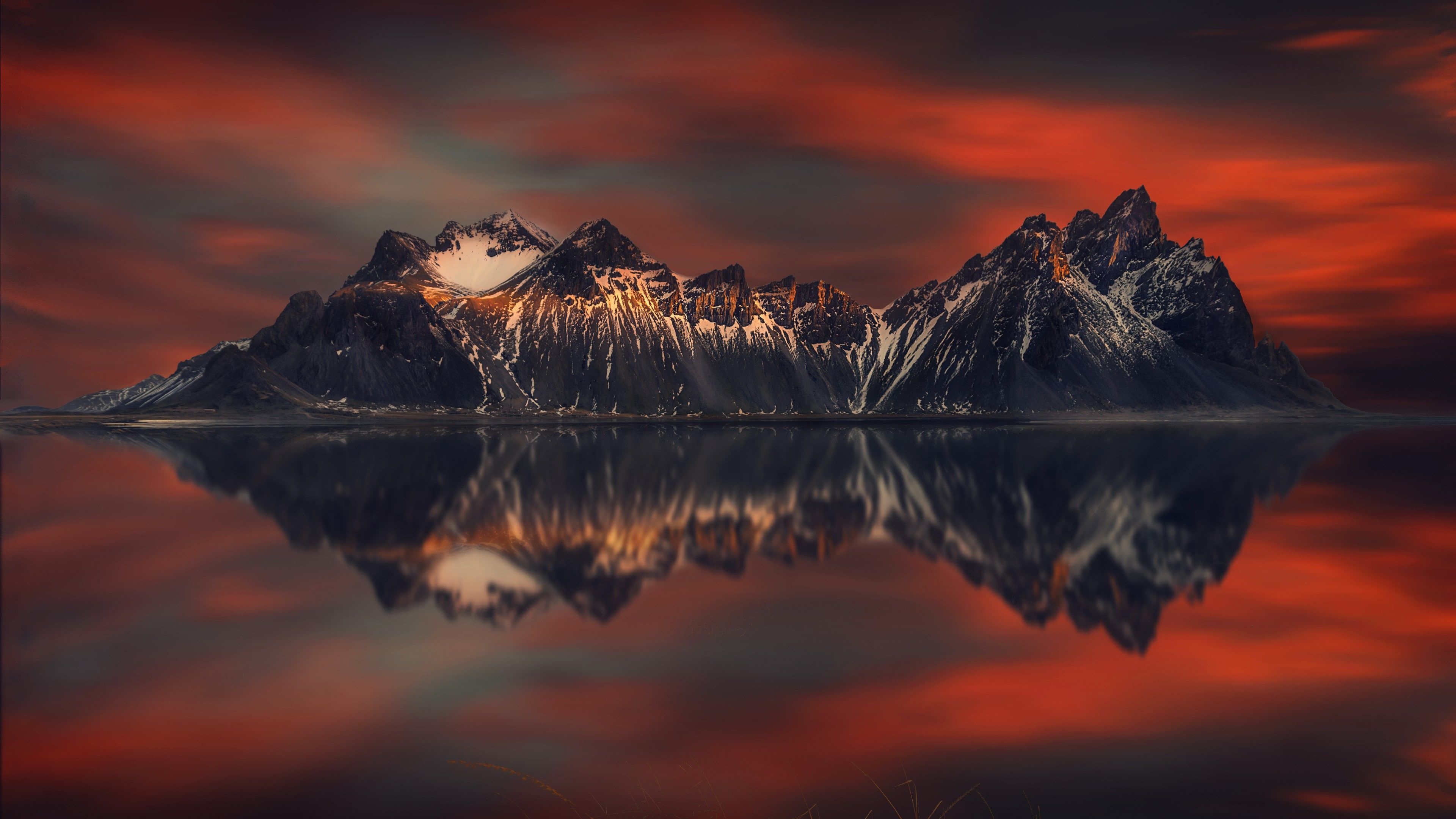 Vestrahorn, Reflections in mountains, Vibrant sky, Icelandic natural landscapes, 3840x2160 4K Desktop