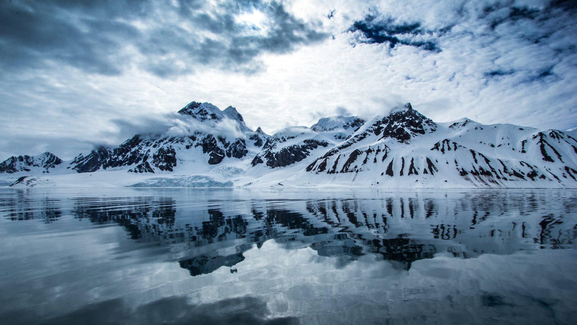 Spitsbergen National Park, Samantha Walker, Arctic wilderness, Frozen tundra, 1920x1080 Full HD Desktop