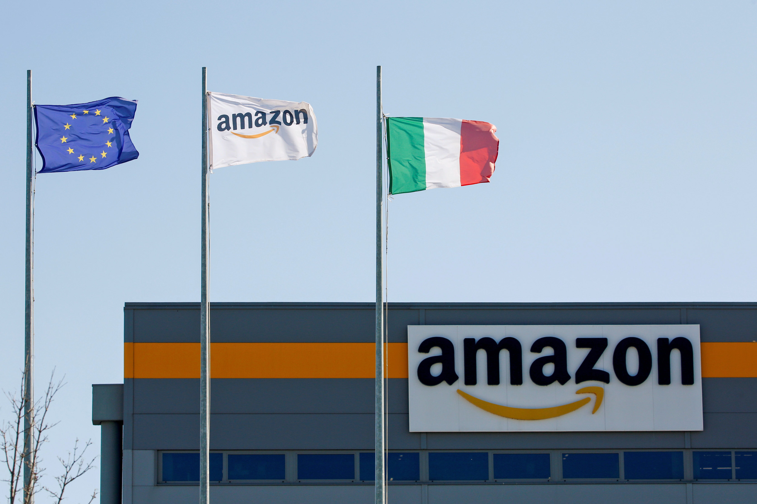 Amazon: $1.28 billion fine, Largest multinational technology company. 2500x1670 HD Wallpaper.