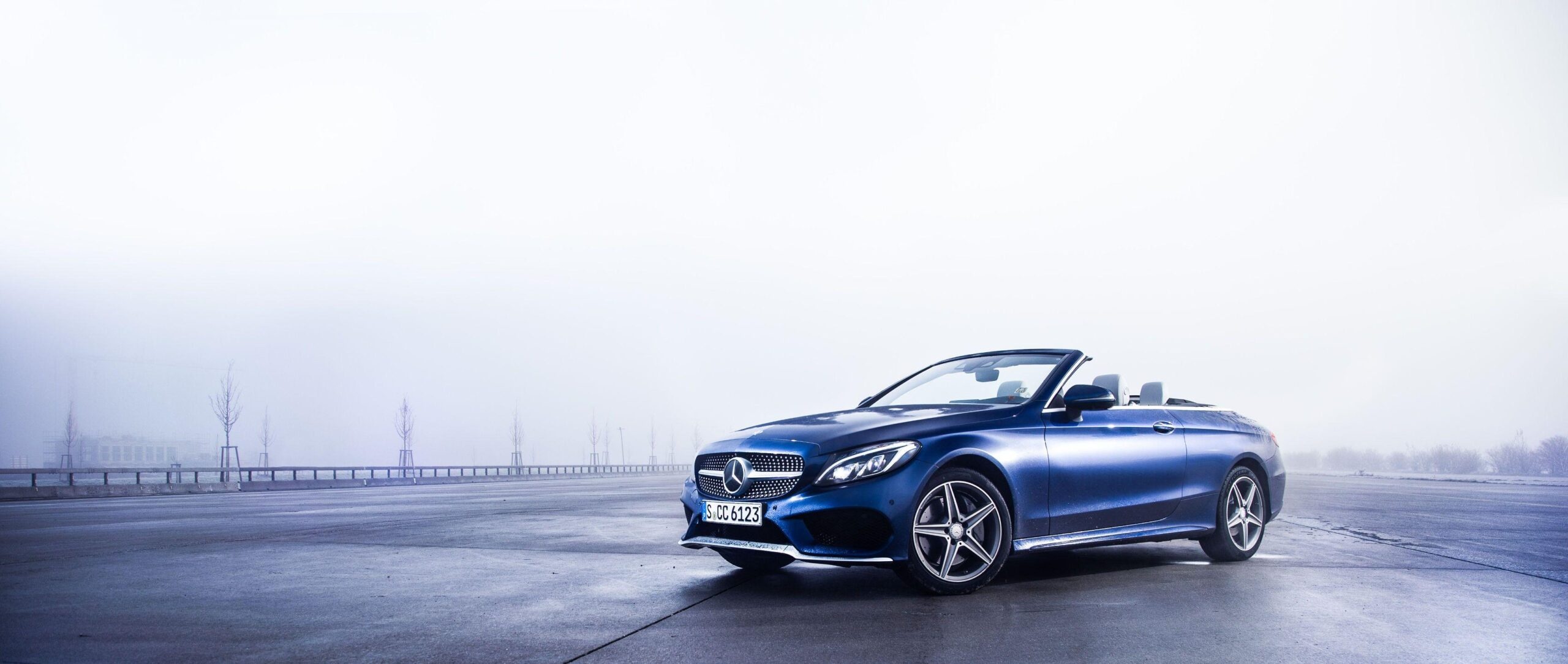 Mercedes-Benz C-Class, Pickootech's favorite, Luxurious styling, Top-notch performance, 2560x1090 Dual Screen Desktop