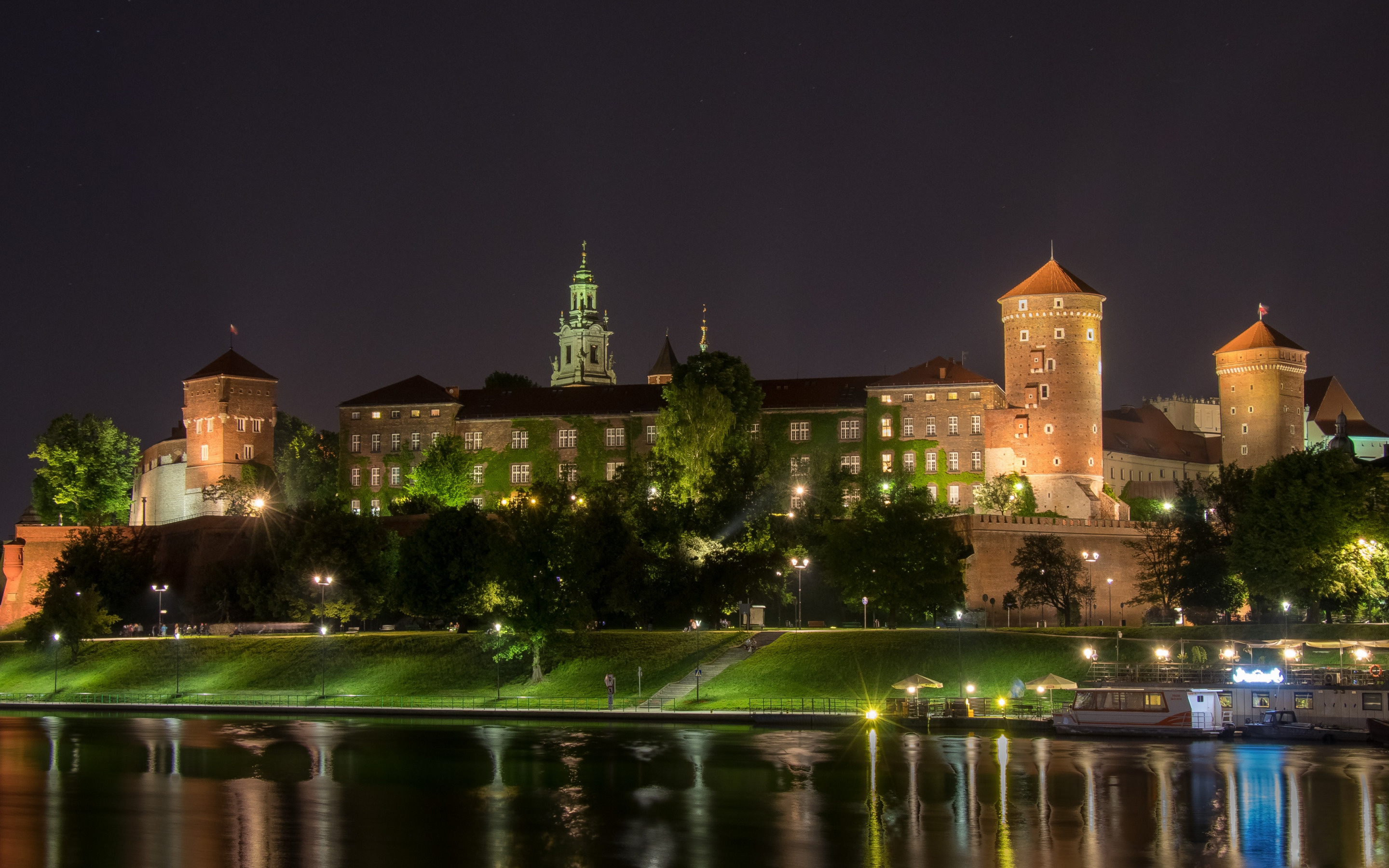 Wawel Castle wallpapers, Night view, Beautiful castles, High-quality pictures, 2880x1800 HD Desktop