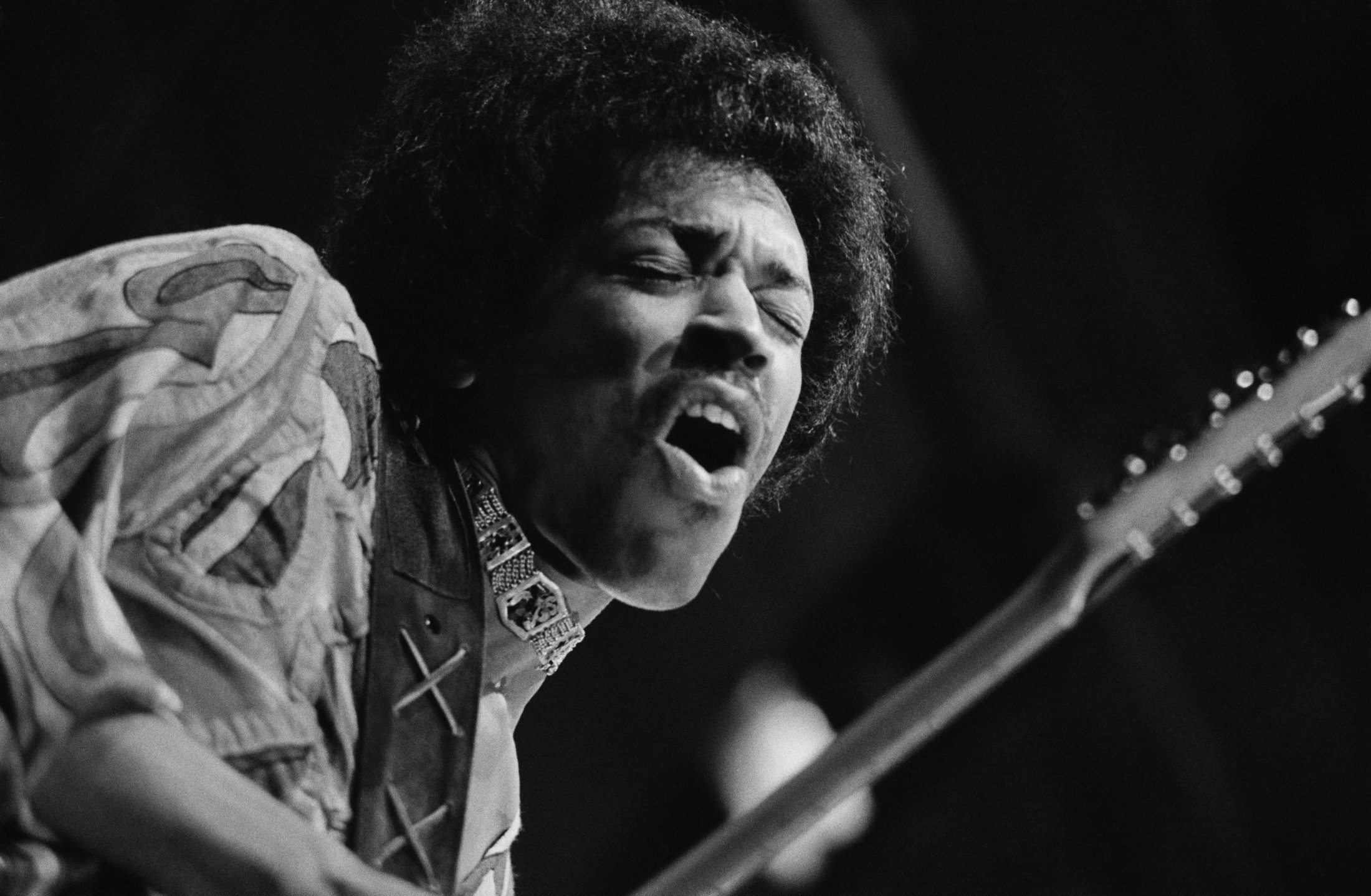 Jimi Hendrix (Celebs), Jimi Hendrix, Identity, CNN article, 2200x1440 HD Desktop