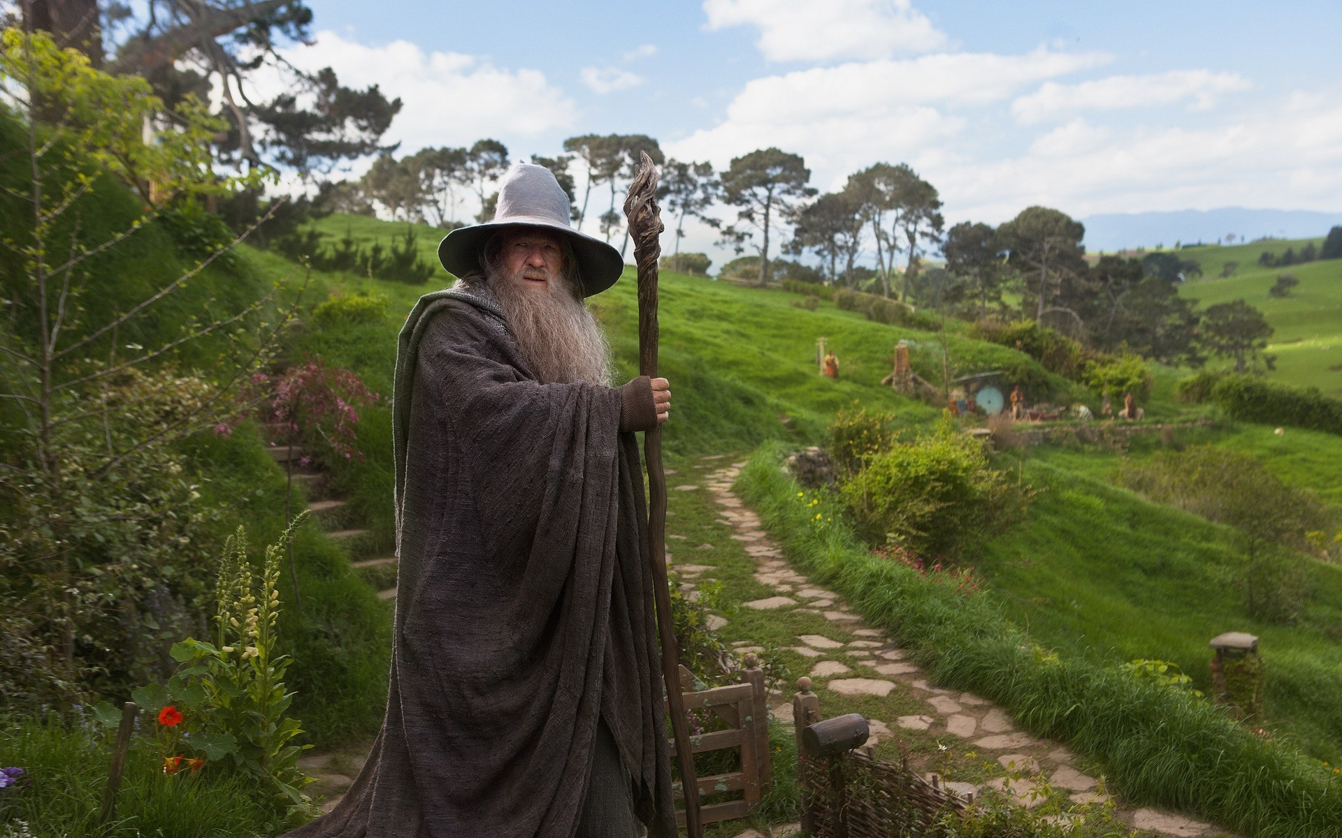 Ian McKellen as Gandalf, Memorable character, Wallpaper showcase, The Hobbit trilogy, 1920x1200 HD Desktop