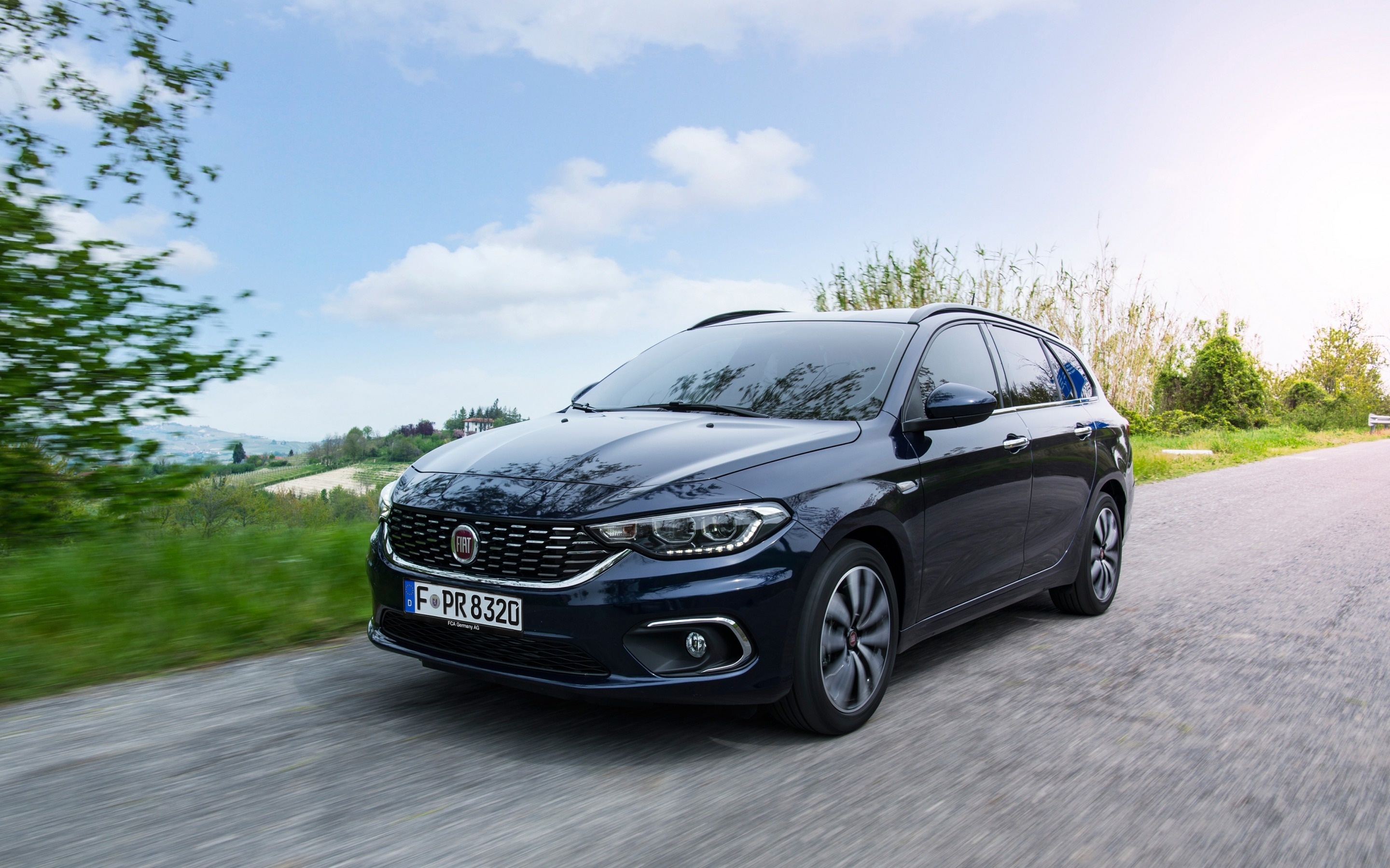 Fiat Tipo Station Wagon, Fiat tipo kombi, Blue wagon road speed, High-quality HD pictures, 2880x1800 HD Desktop