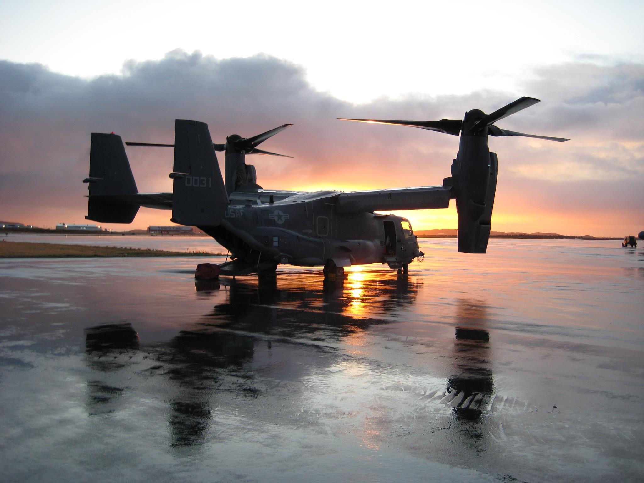 V-22 Osprey, Military aviation, Vertical agility, Tactical superiority, 2050x1540 HD Desktop