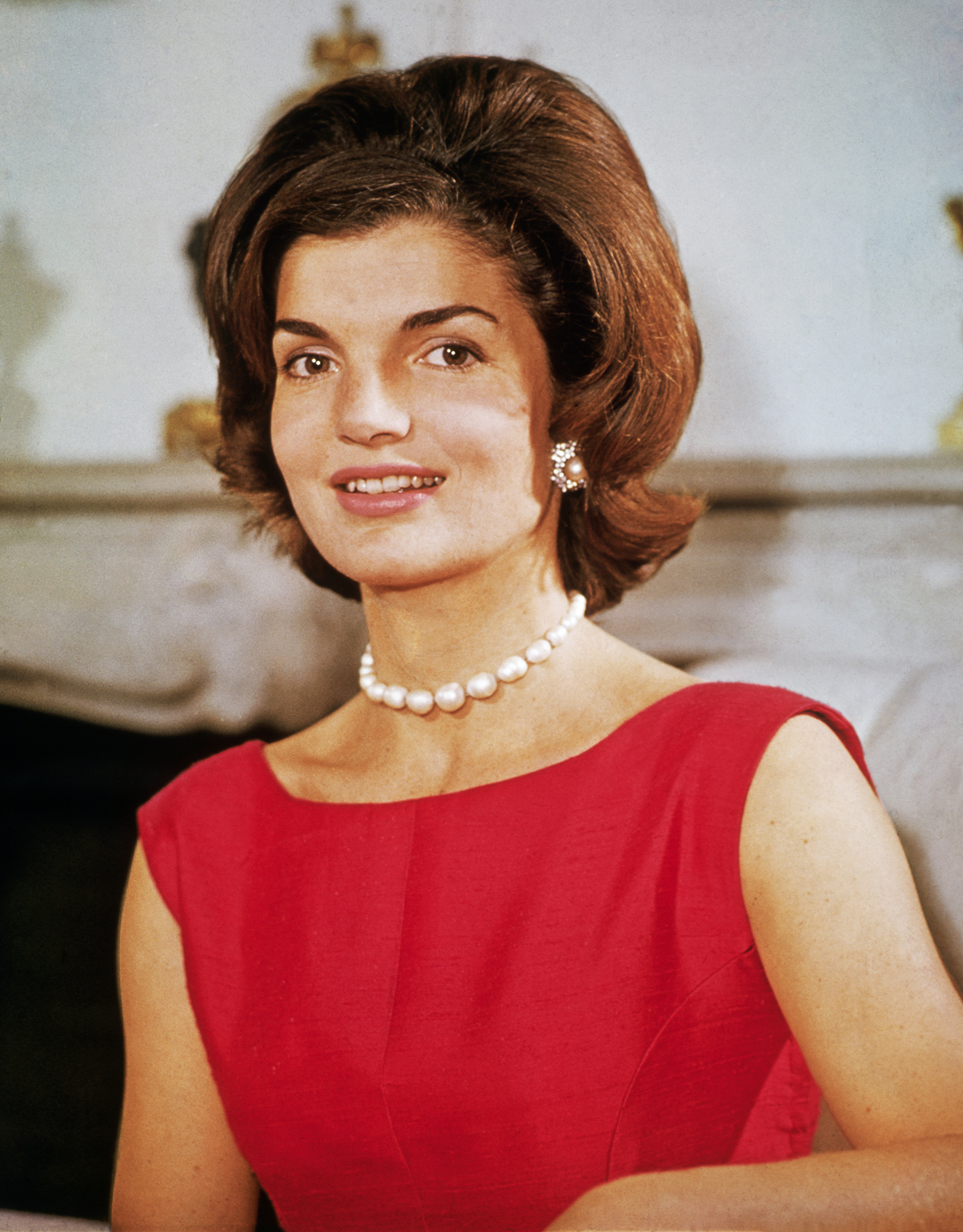 Jacqueline Kennedy Onassis, Ponds cold cream, Self care, Beauty secrets, 1570x2000 HD Handy