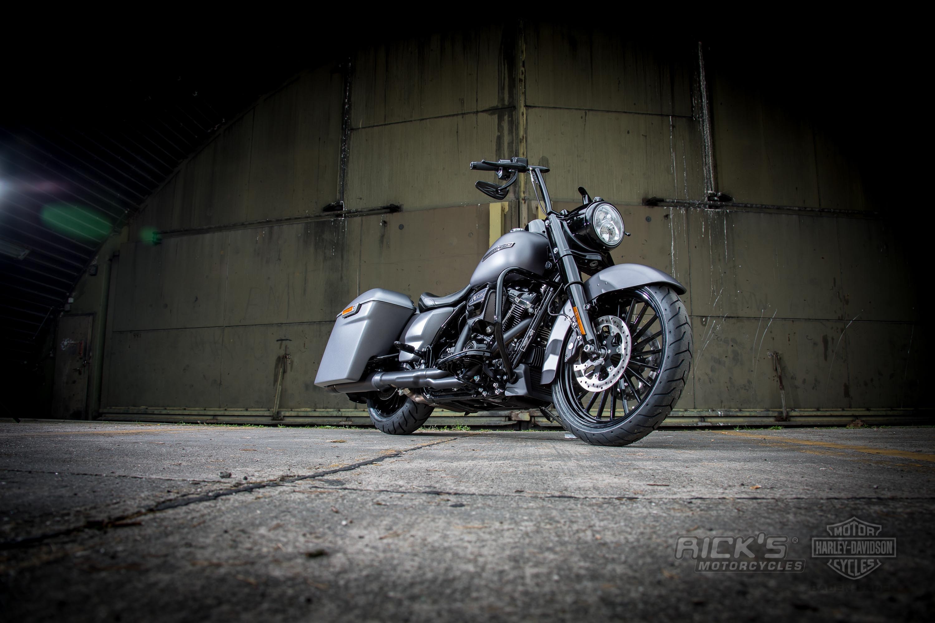 Harley-Davidson Road King, Ricks Motorcycles, Baden-Baden, 3000x2000 HD Desktop
