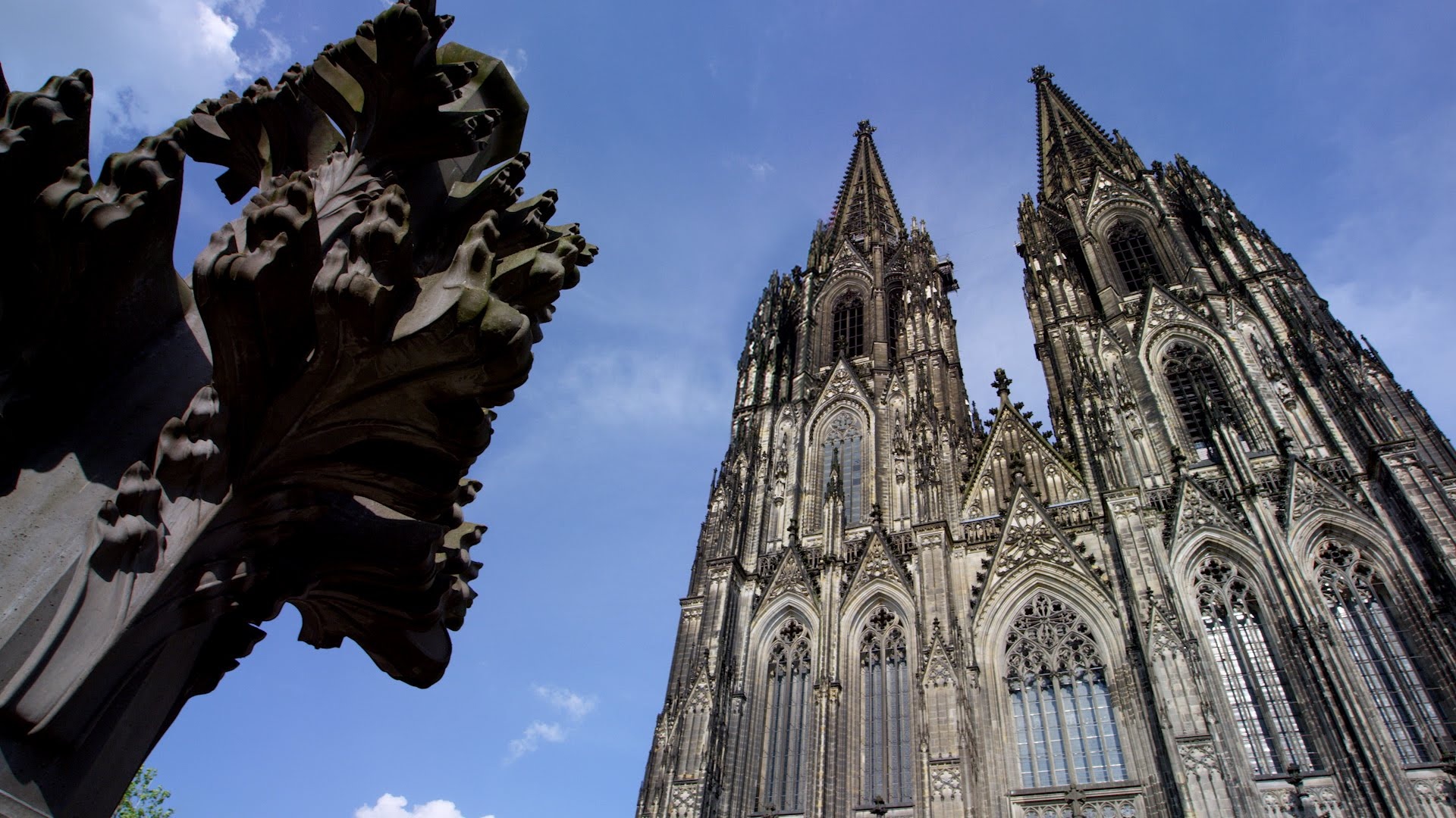 Cologne Cathedral, Religious activity, Metallic accents, Jooinn's free photo, 1920x1080 Full HD Desktop