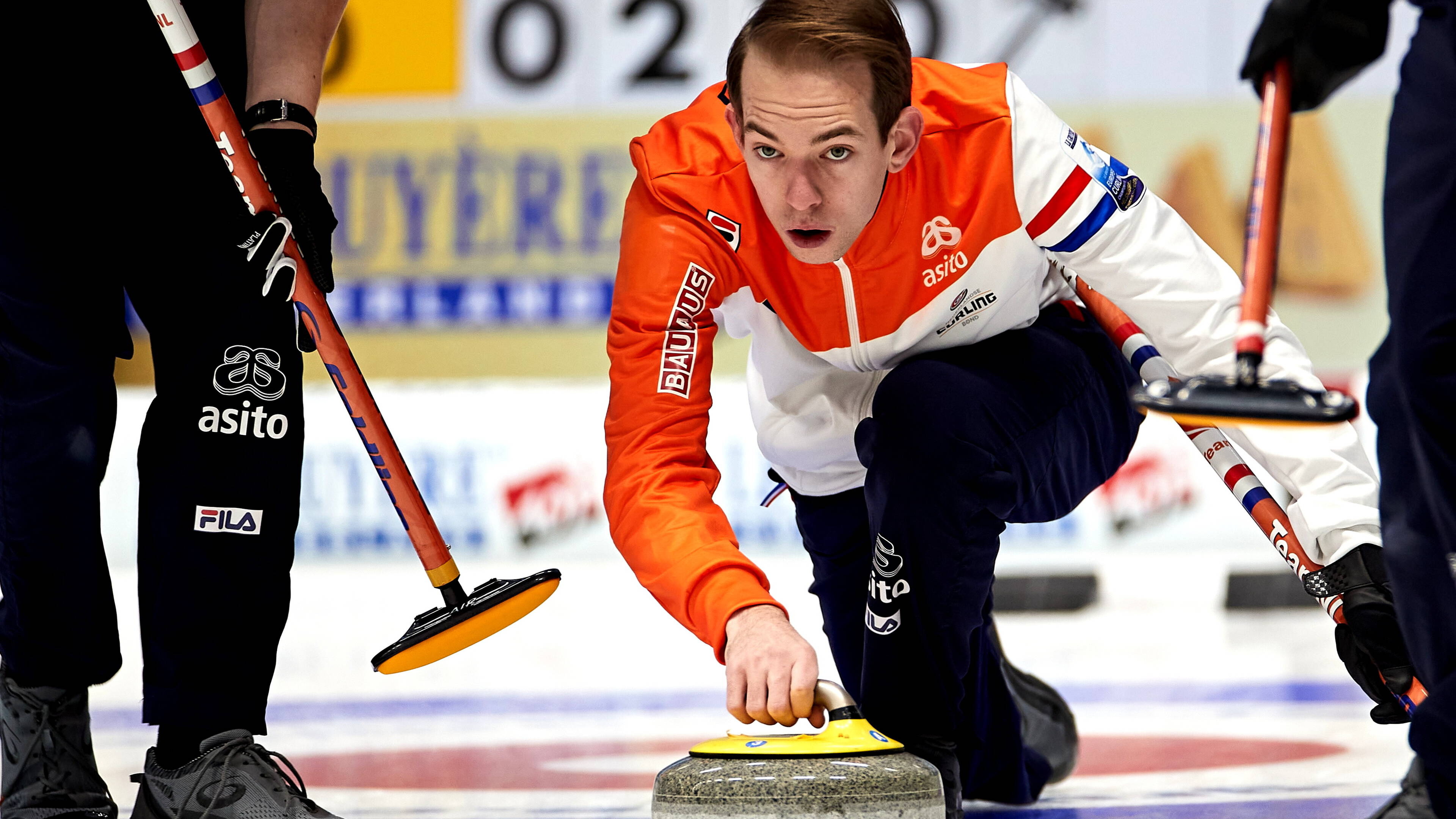 Curling: Wouter Gosgens, A Dutch curler, The 2017 European Youth Olympic Winter Festival silver medalist. 3840x2160 4K Background.