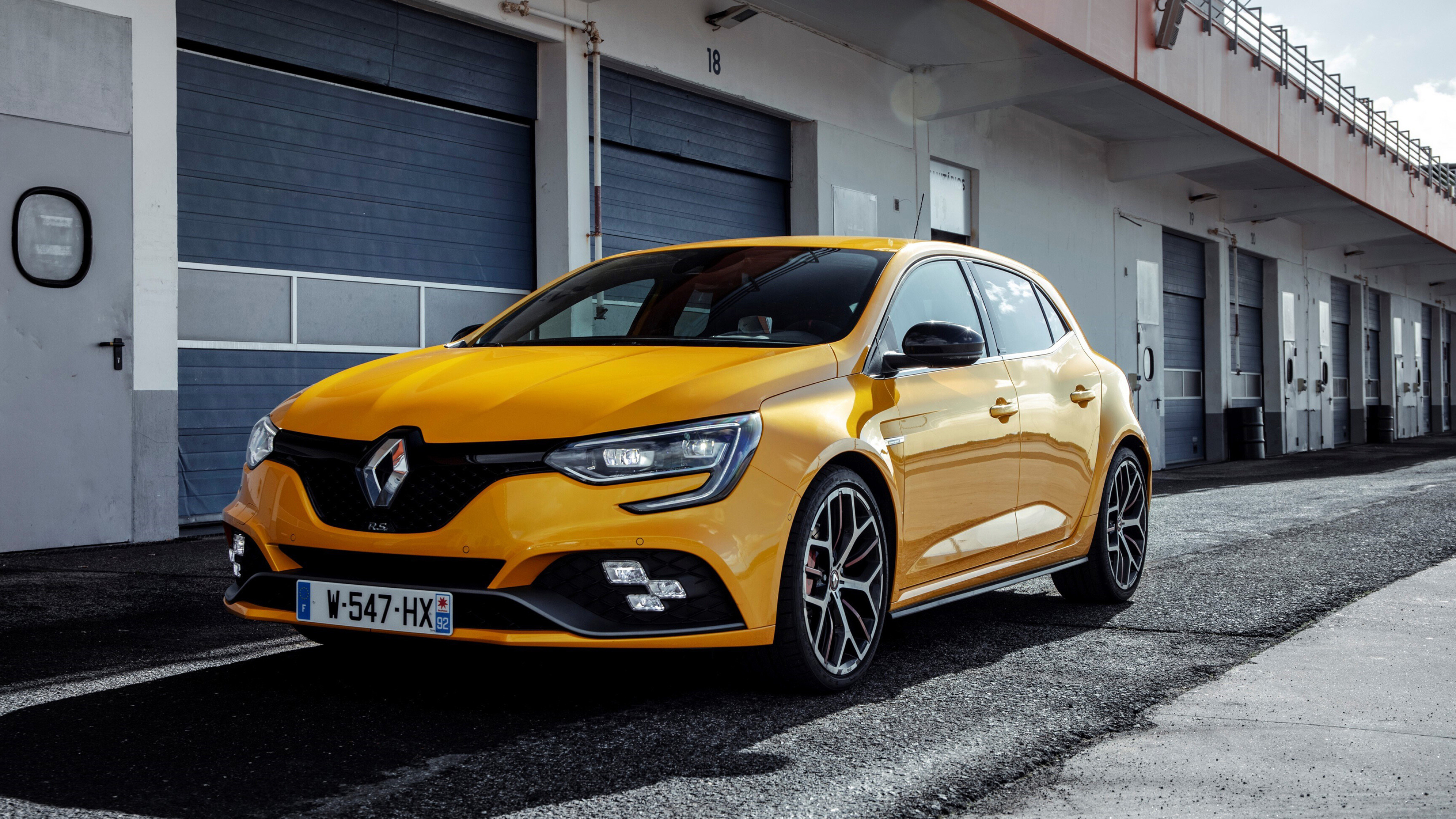 Renault: An international company with French roots, Megane R.S. Trophy. 3840x2160 4K Wallpaper.