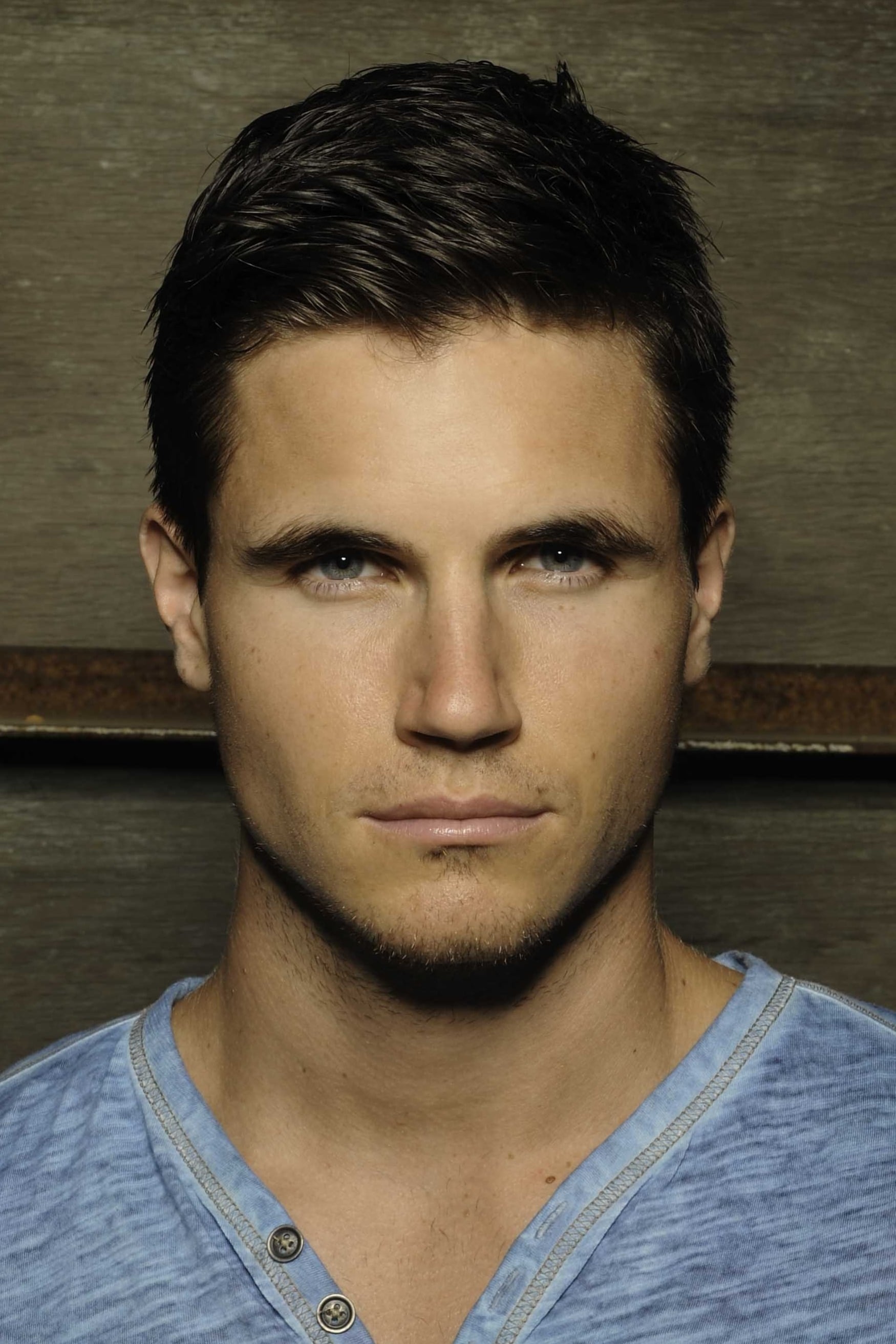 Robbie Amell, Movies actor, Profile images, Movie Database, 1750x2630 HD Phone