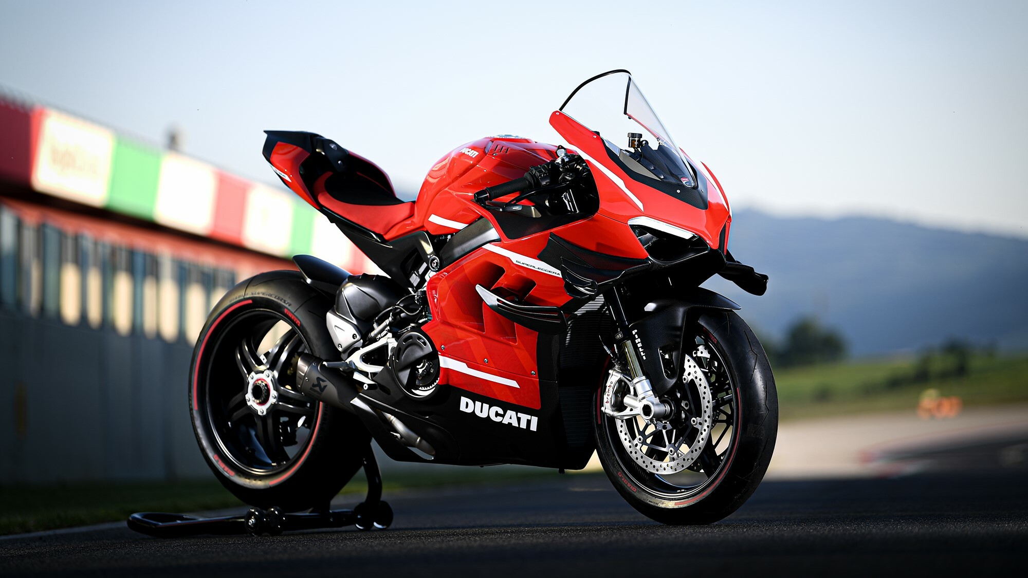 Ducati: Panigale Superleggera V4, Superbike, Italian manufacturer. 2000x1130 HD Wallpaper.
