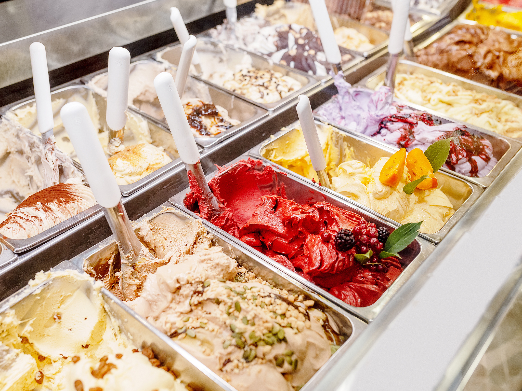 Gelato: Made from milk and sugar, combined with other flavorings. 2050x1540 HD Background.