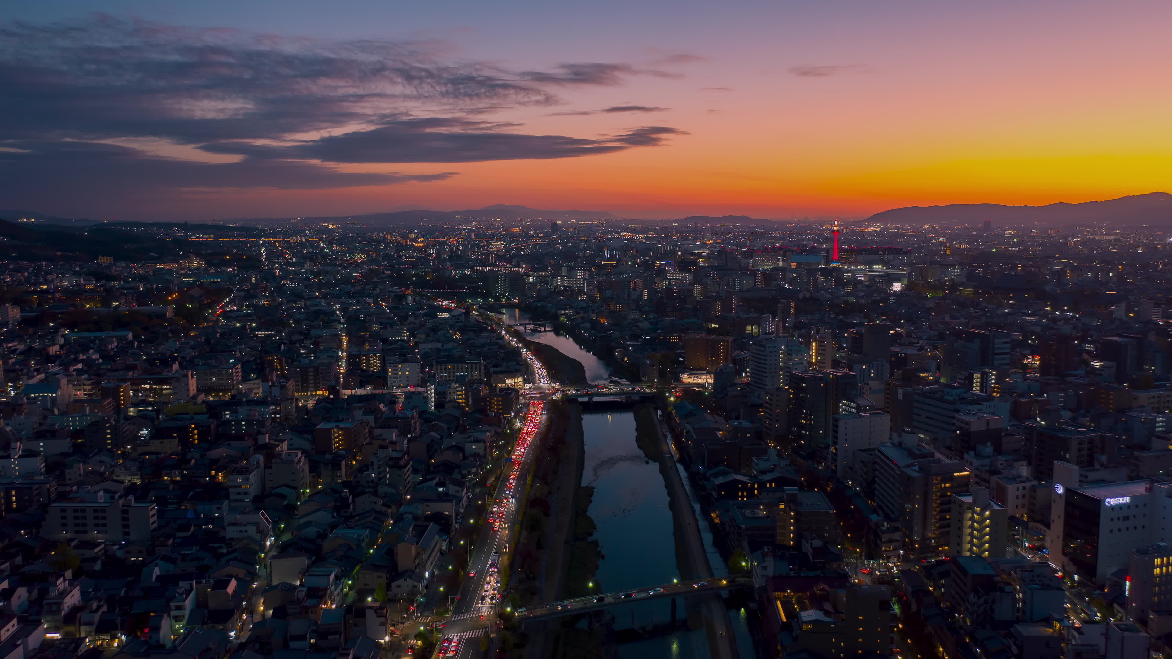 Sunset in Kyoto City, Breathtaking Colors, Urban Splendor, Tranquil Moments, 3840x2160 4K Desktop