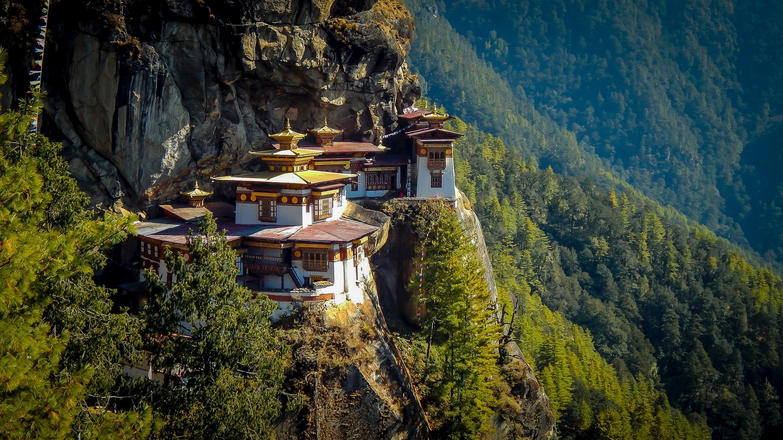 Tiger's Nest, Central Bhutan, Western Bhutan, Autumn tour, 2500x1410 HD Desktop