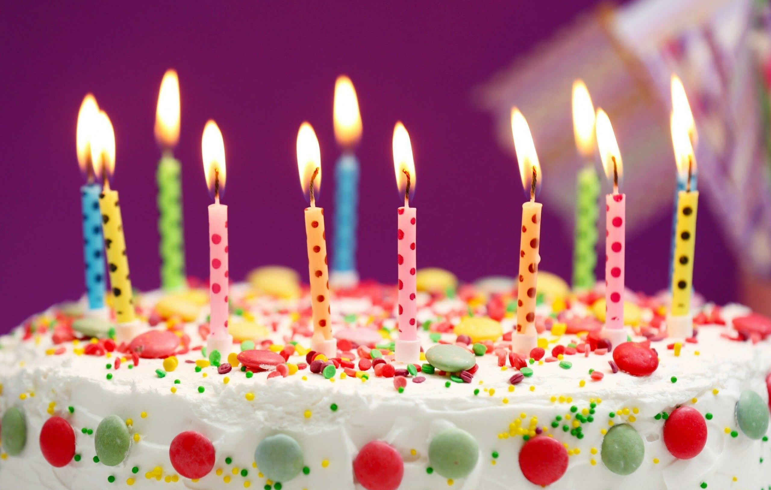 Birthday Party: Cake decorating, Baked goods, Celebration. 2560x1630 HD Background.