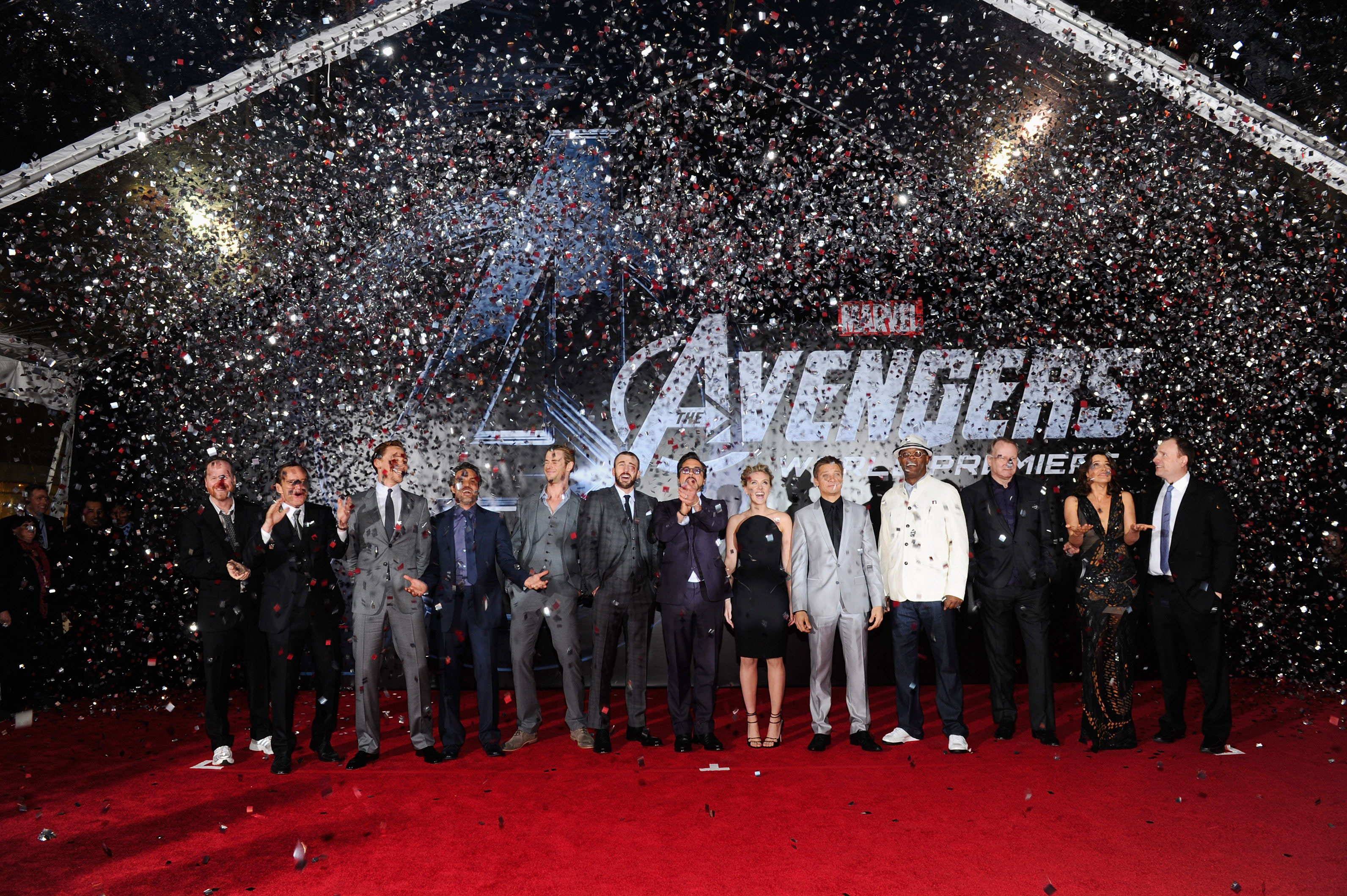 Red Carpet movies, The Avengers world premiere, Free comic book day, Fandango, 3190x2120 HD Desktop