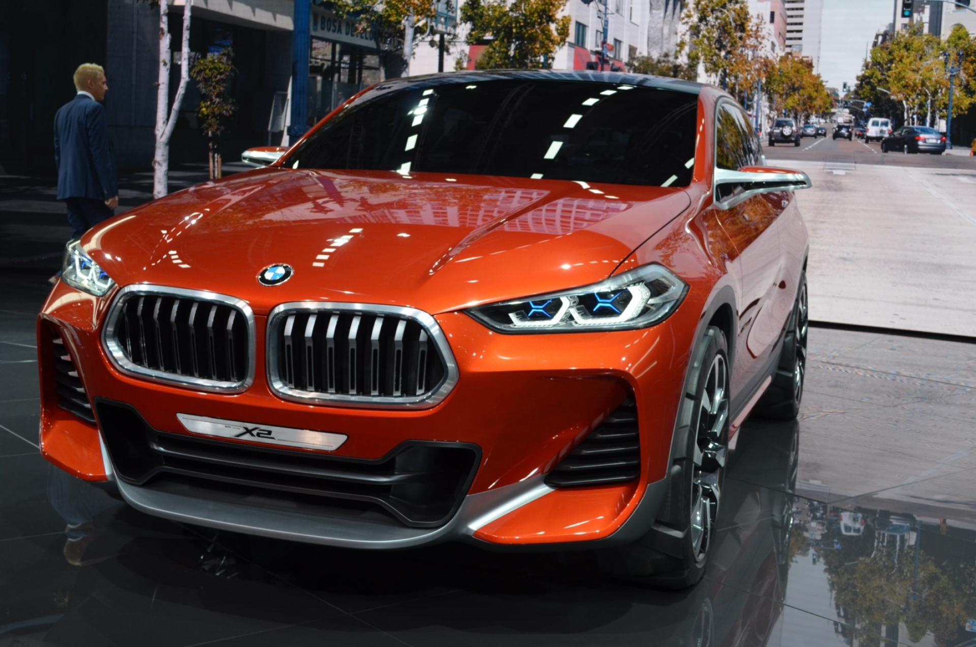BMW X2, Paris 2016, Concept, Futuristic design, 1920x1280 HD Desktop