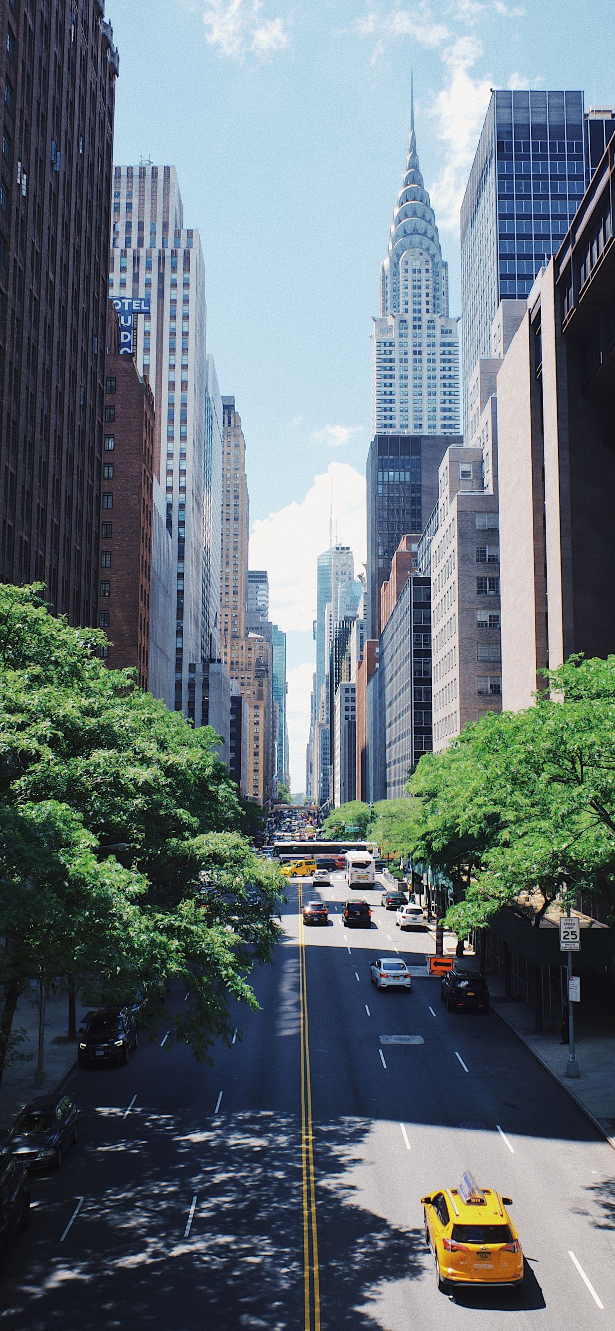 New York Streets, NYC iPhone wallpapers, Cityscapes on your screen, Big Apple vibes, 1250x2690 HD Phone