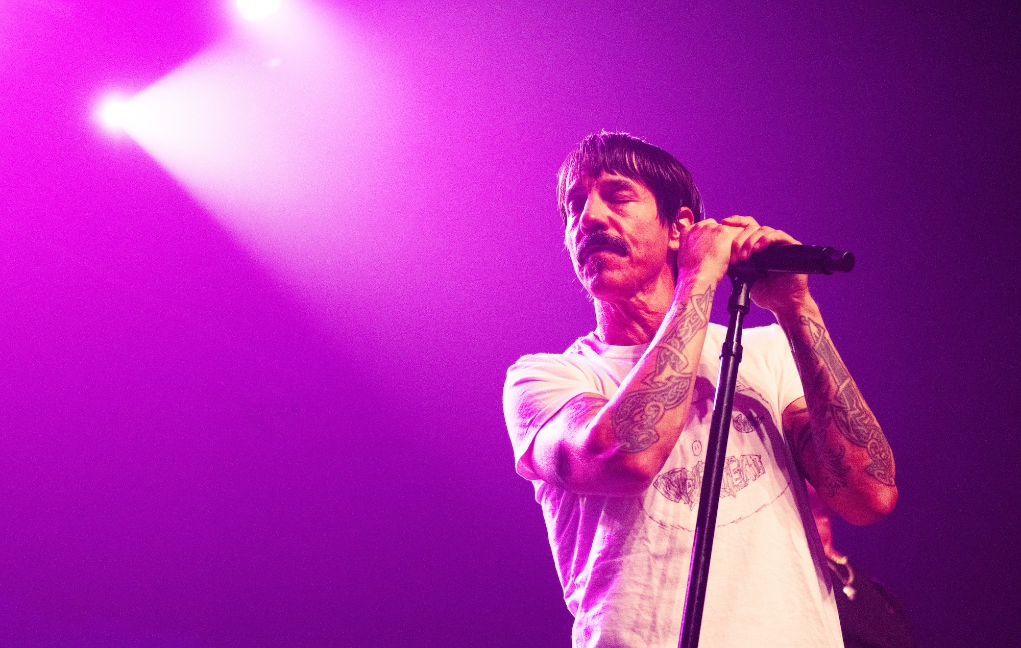 Anthony Kiedis, Red Hot Chili Peppers, New single release, Music news, 2000x1270 HD Desktop