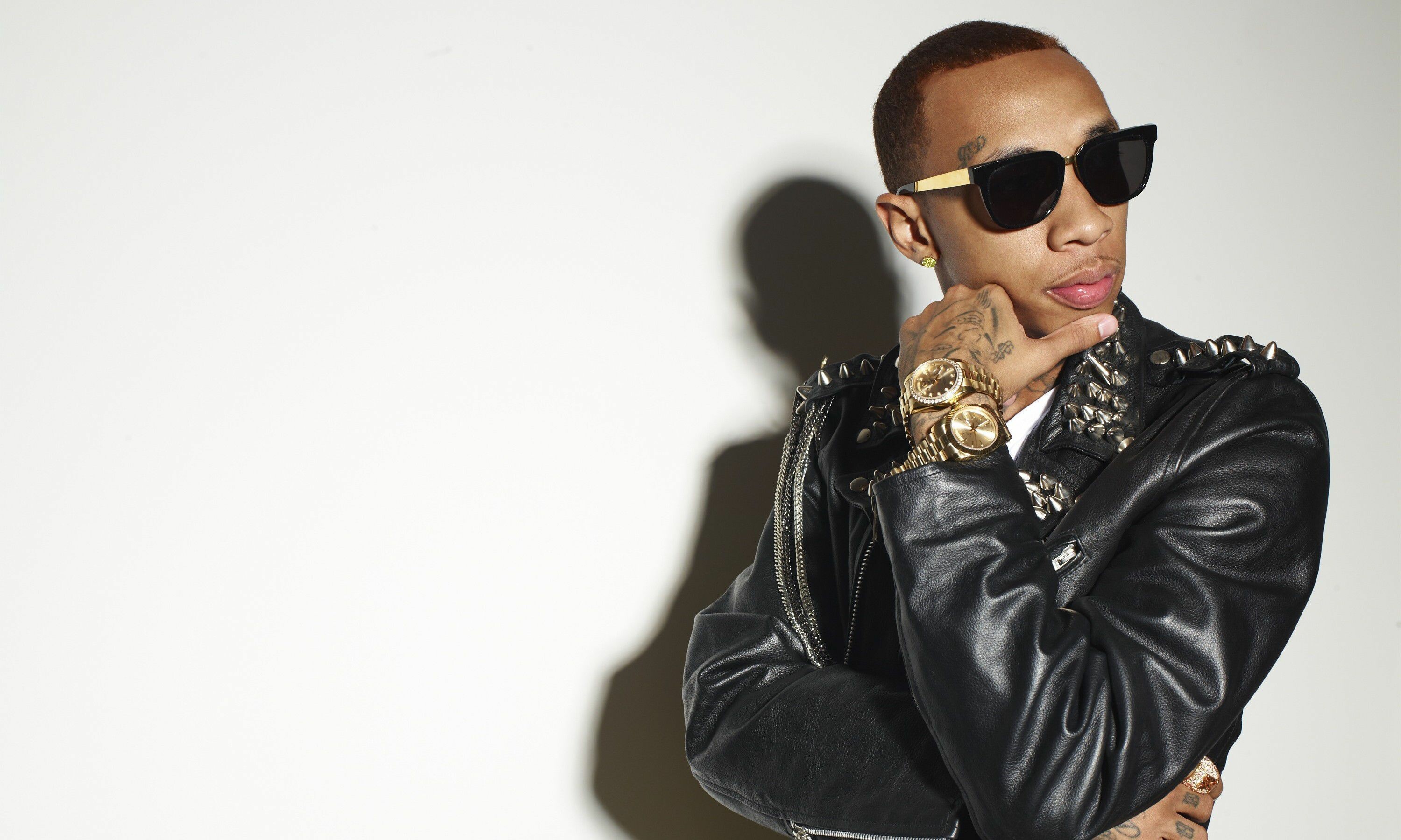Tyga: His major label debut Careless World: Rise of the Last King was released in 2011. 3000x1800 HD Background.