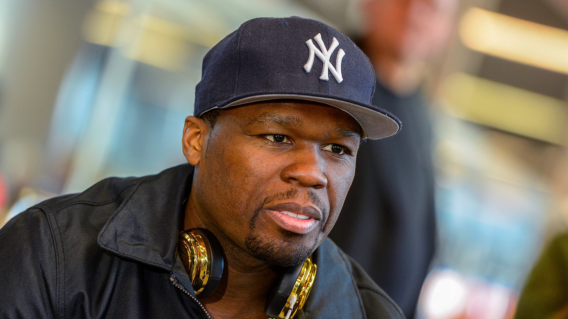 50 Cent: Get Rich or Die Tryin' debuted and peaked at number one on the Billboard 200. 1920x1080 Full HD Background.