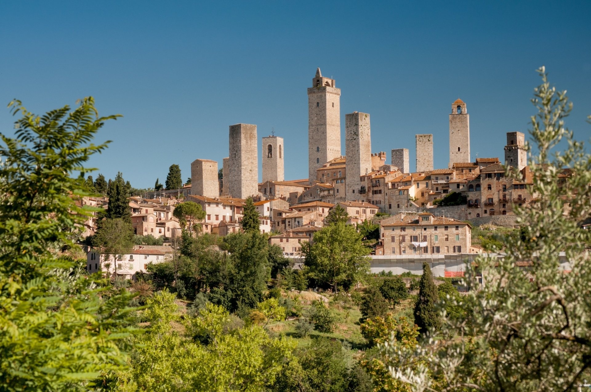 San Gimignano, Tuscan charm, Medieval towers, Travel destination, 1920x1280 HD Desktop