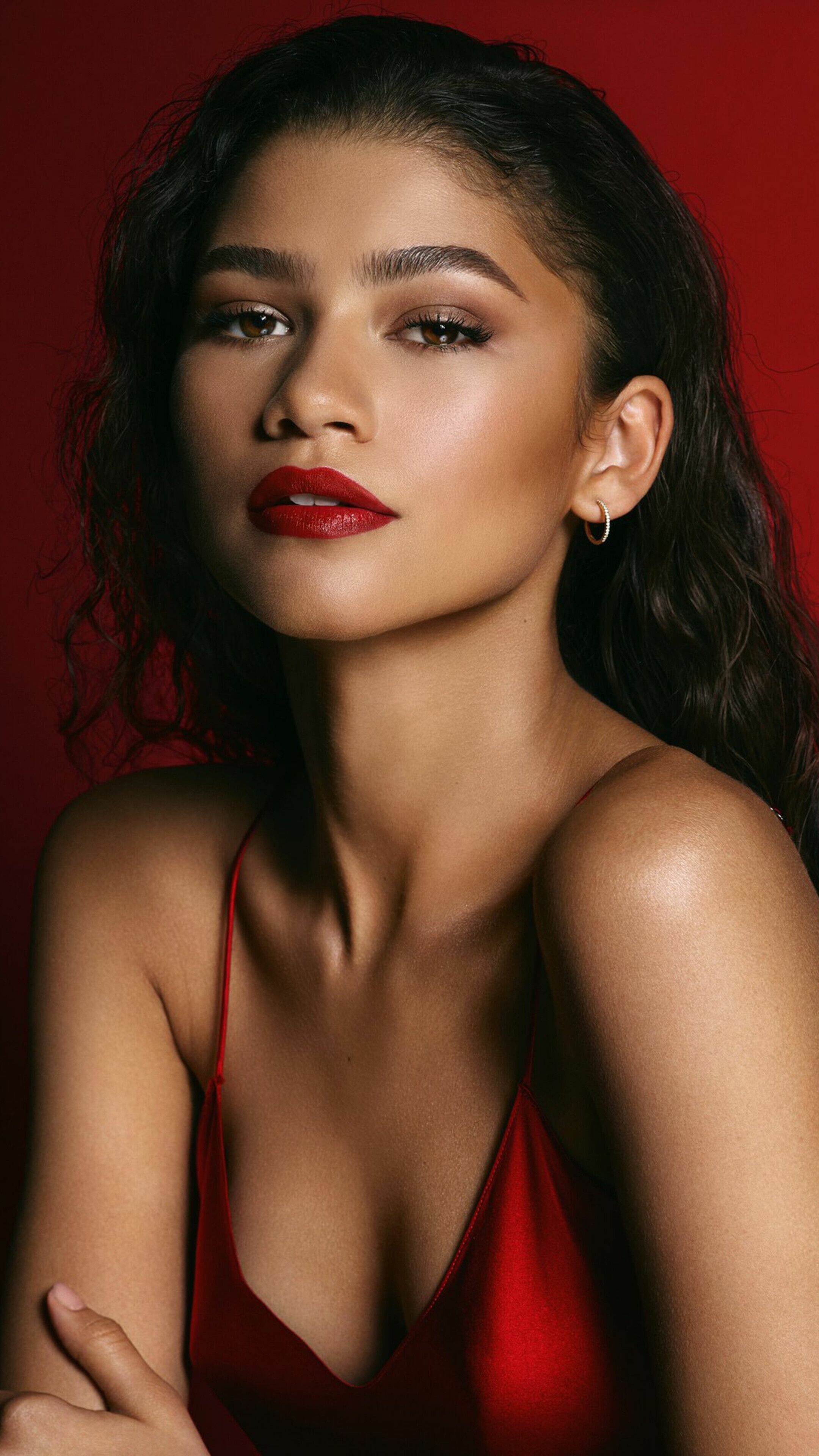 Zendaya: Began her career appearing as a child model working for Macy's, Mervyns and Old Navy. 2160x3840 4K Wallpaper.