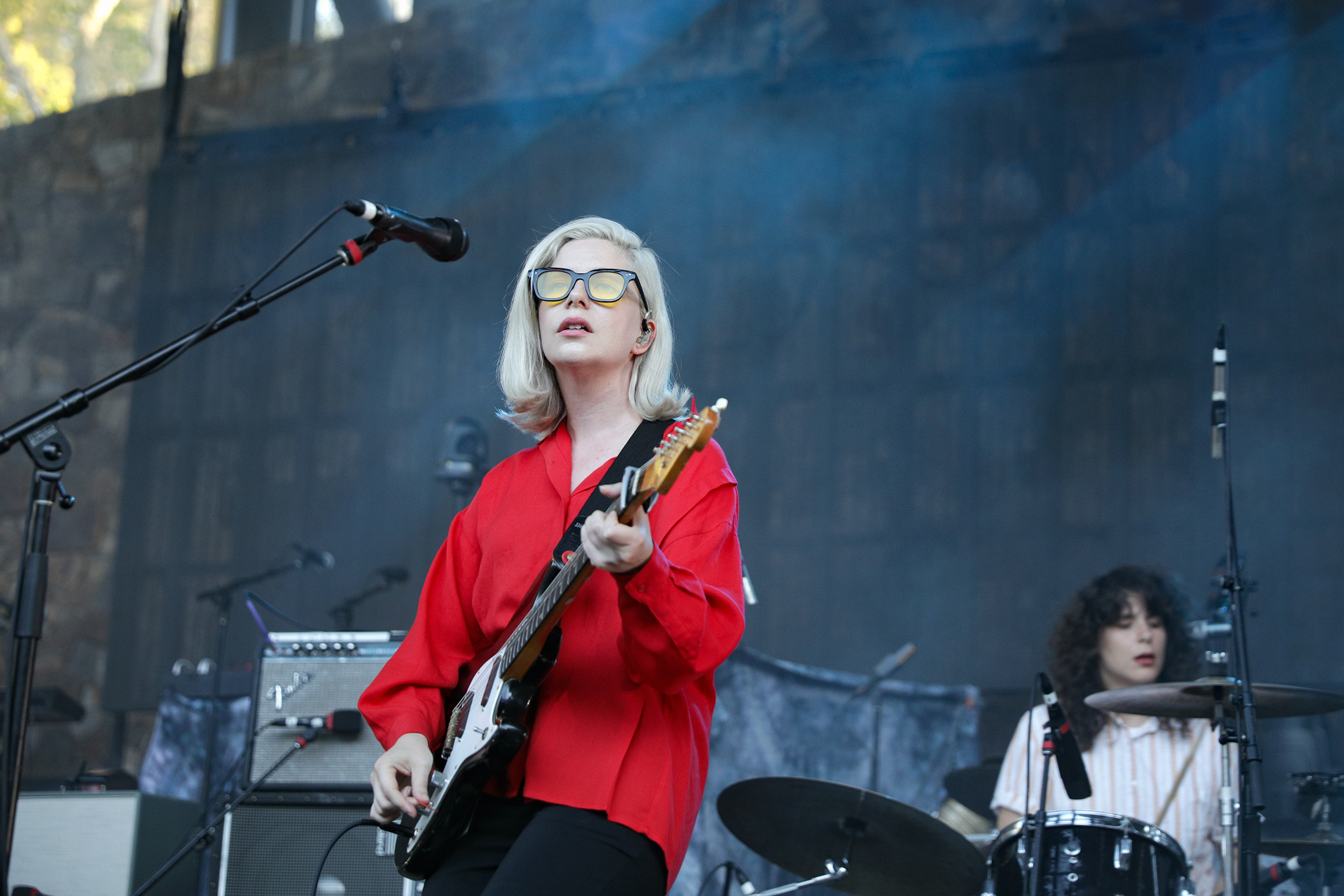 Alvvays at Frost Amphitheater, Live concert experience, Impose coverage, Musical vibes, 2500x1670 HD Desktop