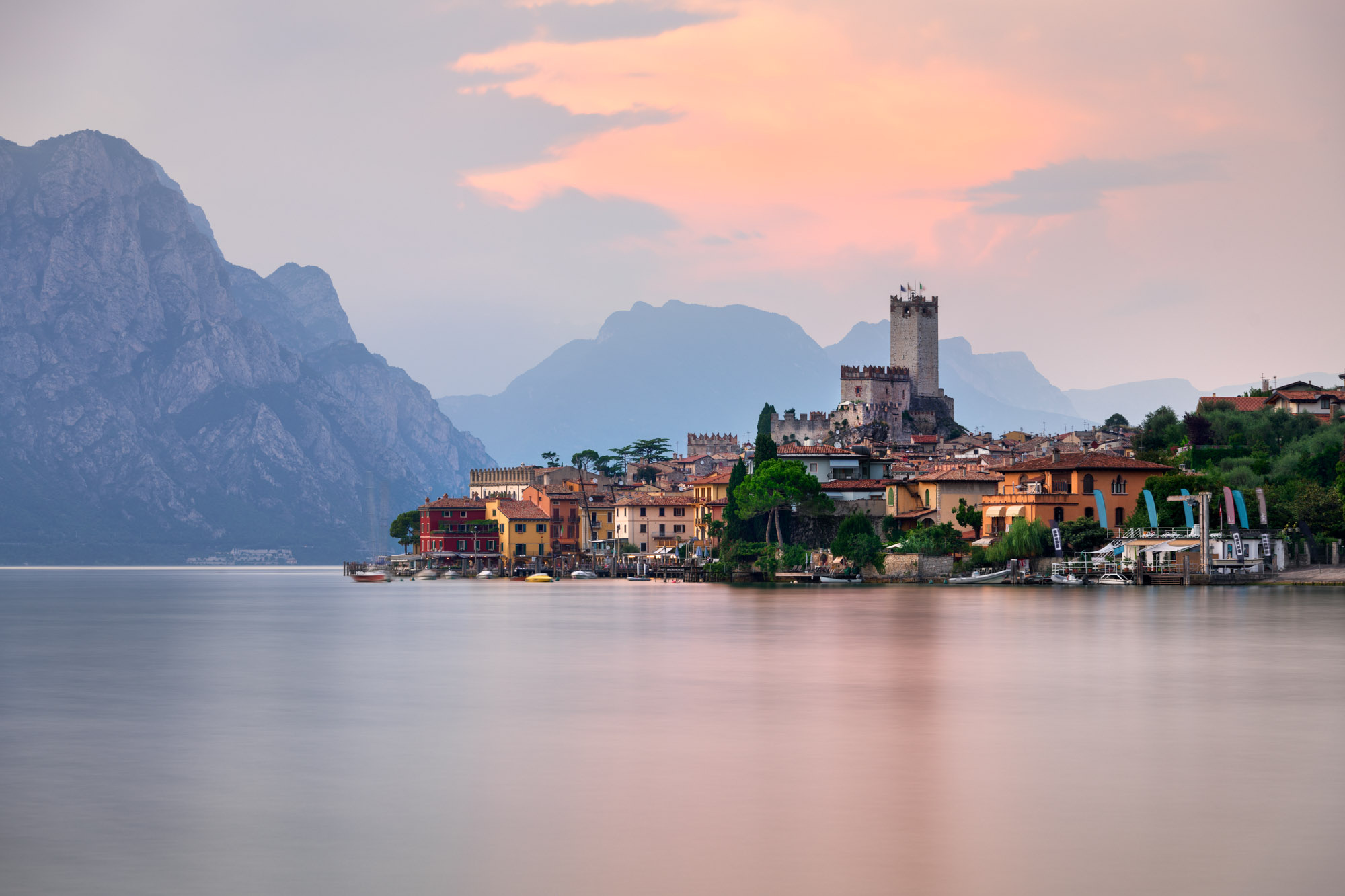 Lake Garda, Italian charm, Majestic waters, Timeless beauty, 2000x1340 HD Desktop