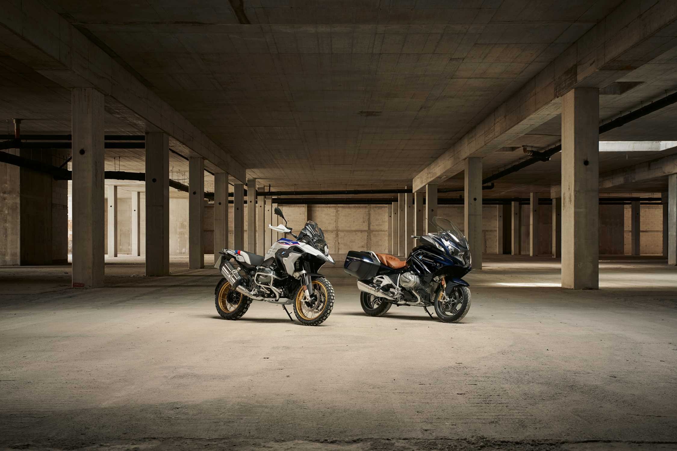BMW R 1250 RT, Adventure motorcycles, Powerful journeys, BMW brand, 2250x1500 HD Desktop