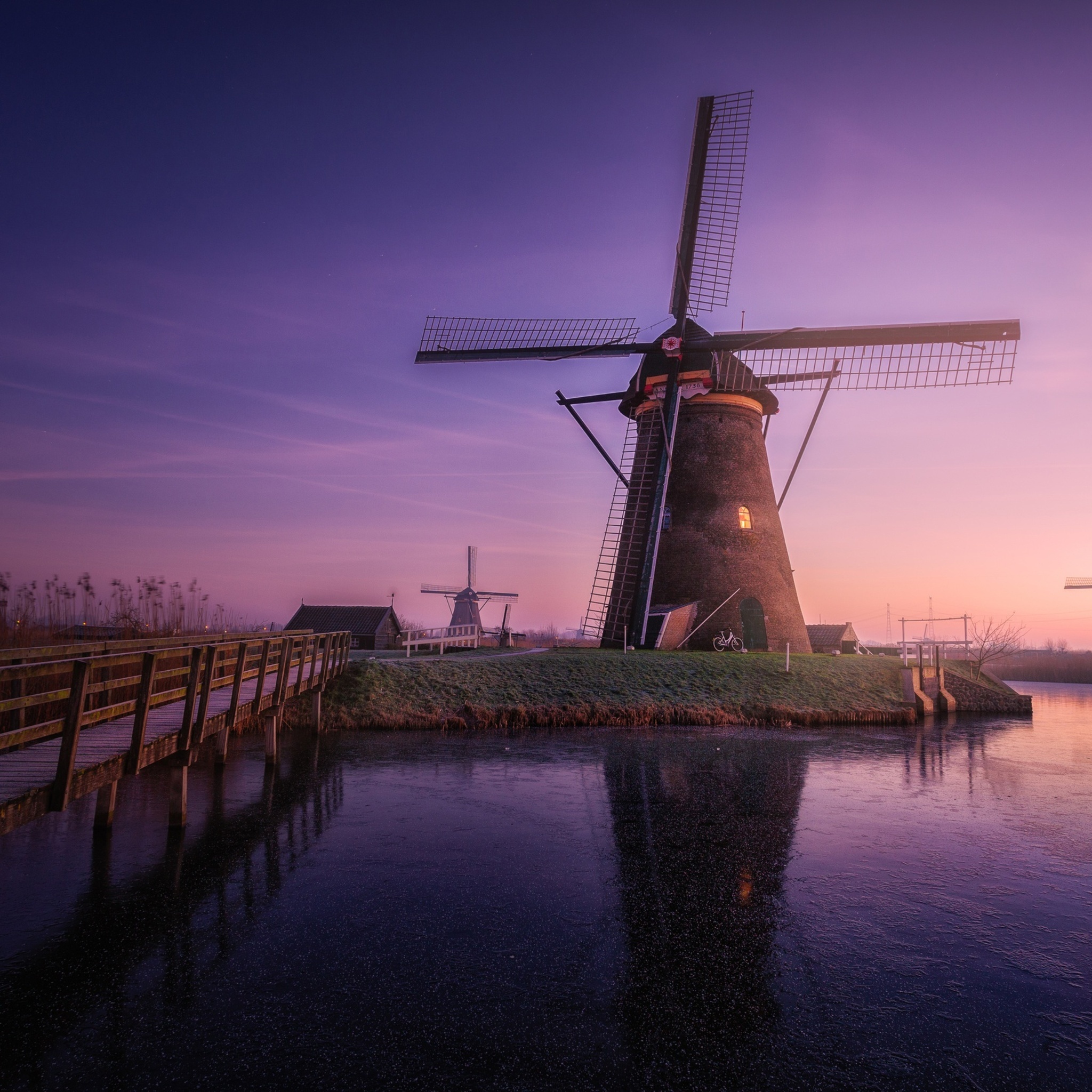 Windmills at Kinderdijk, Travels, Sunrise field, Reflections, 2050x2050 HD Handy