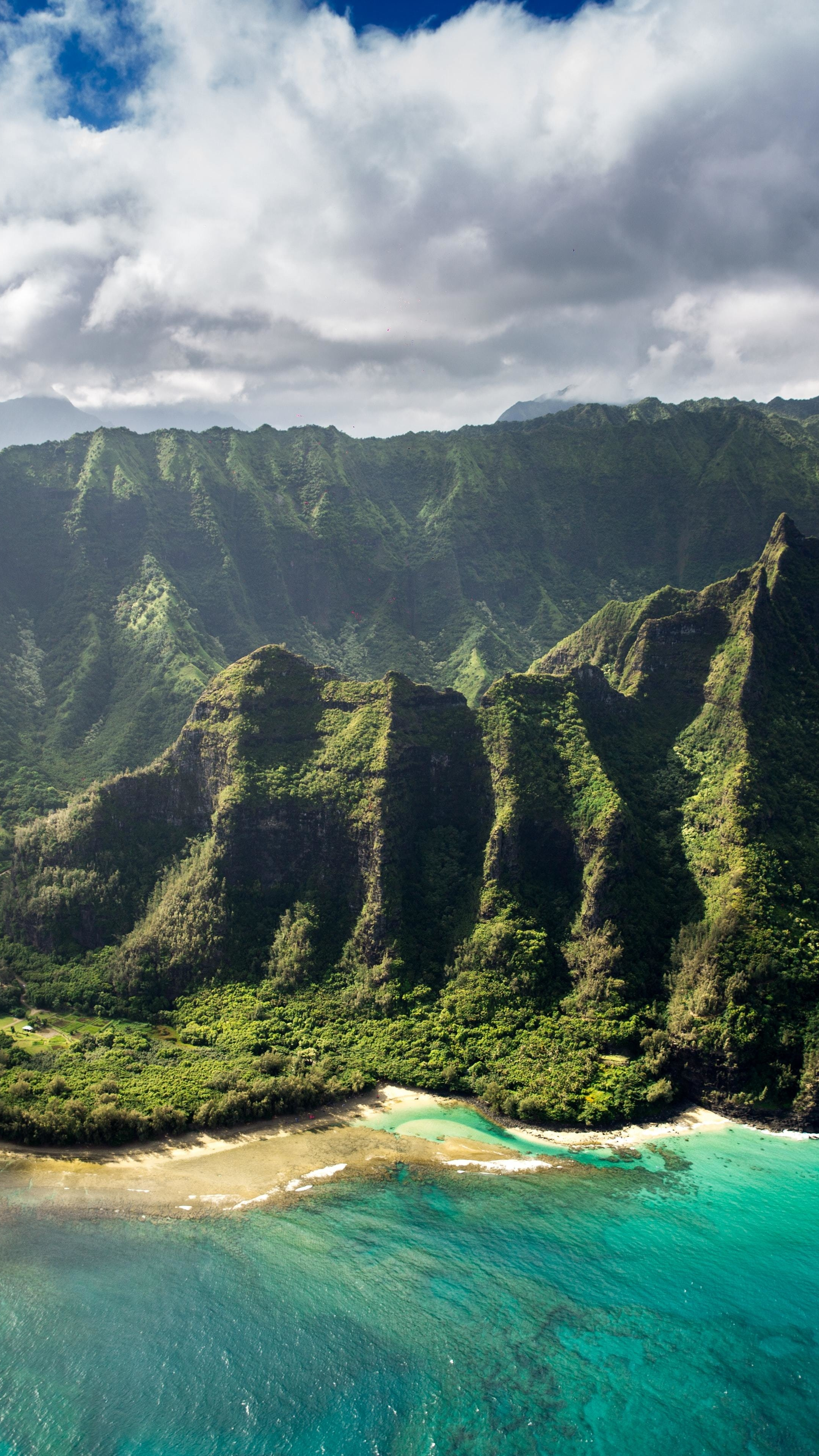Hawaiian Islands, Beautiful coasts, Picturesque mountains, Tropical scenery, 2160x3840 4K Phone