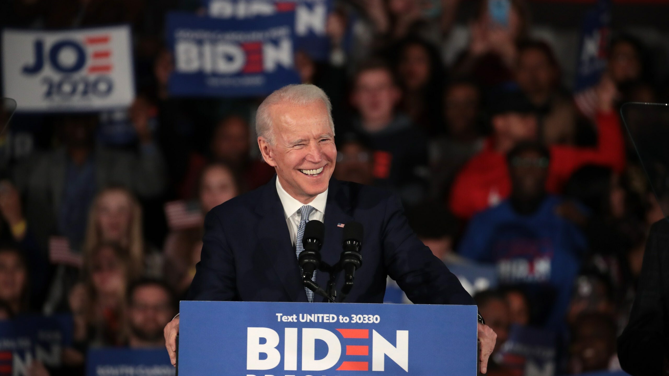 Joe Biden: President of the United States. 2560x1440 HD Wallpaper.