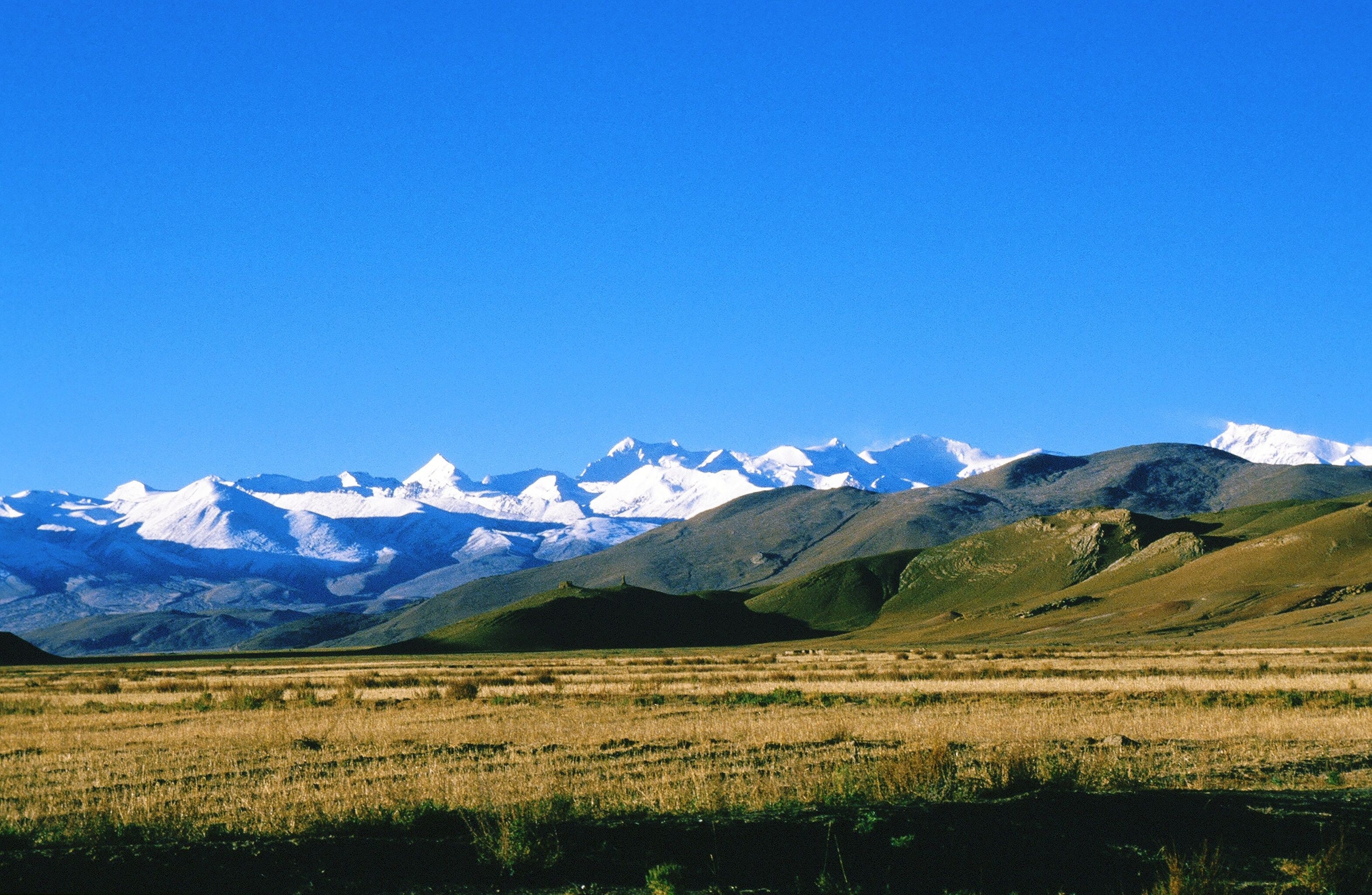 Tibetan Highlands, Mount Everest, Natural landmarks, Travel experiences, 3150x2050 HD Desktop