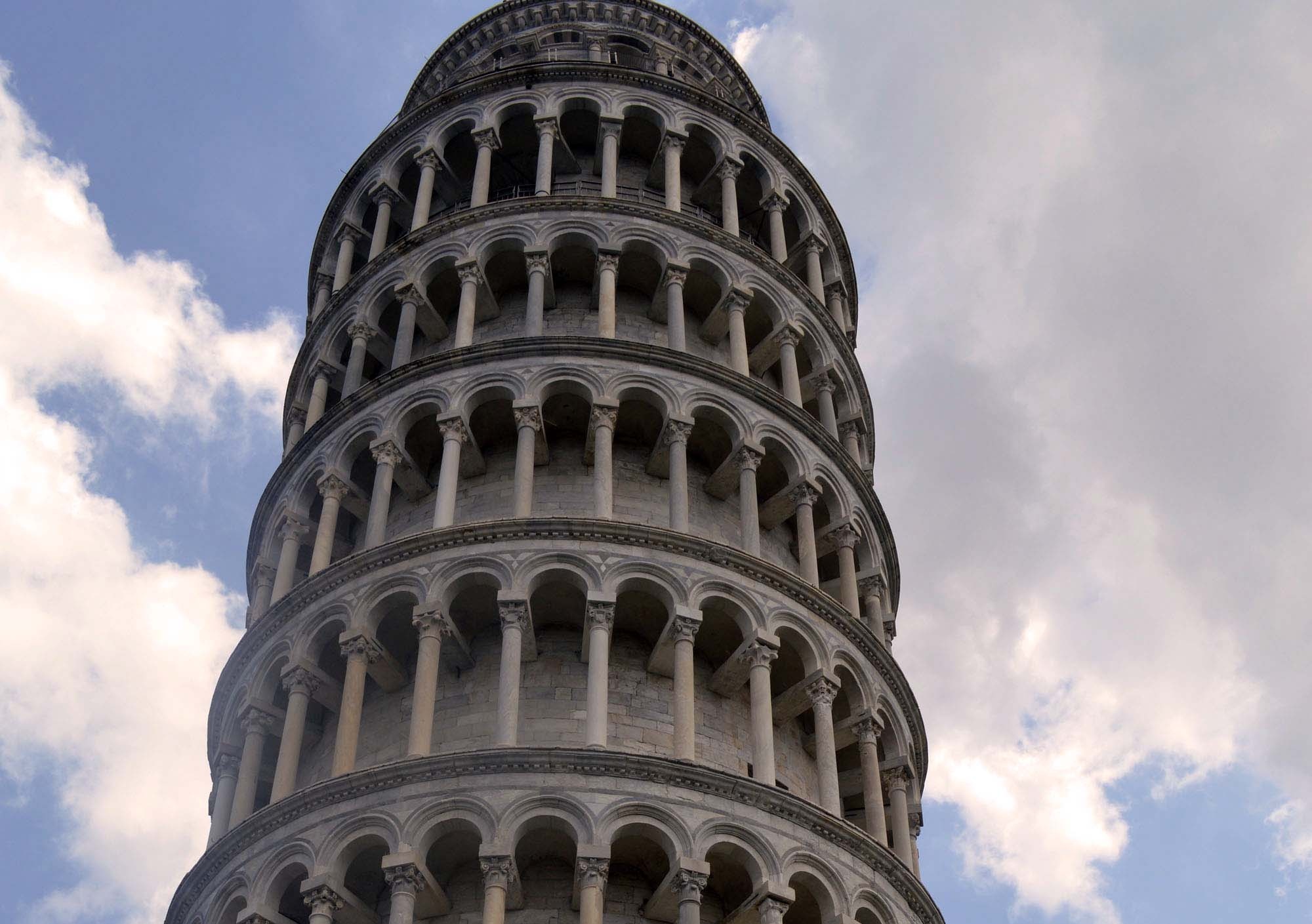 Leaning Tower of Pisa, Greydiscoveries travel blog, Italian travel, Hidden gems, 2000x1410 HD Desktop