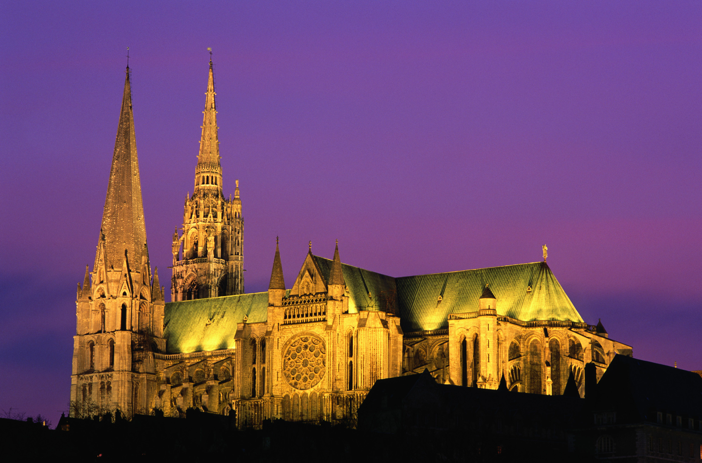 His egrave, Chartres Cathedral, 2320x1530 HD Desktop