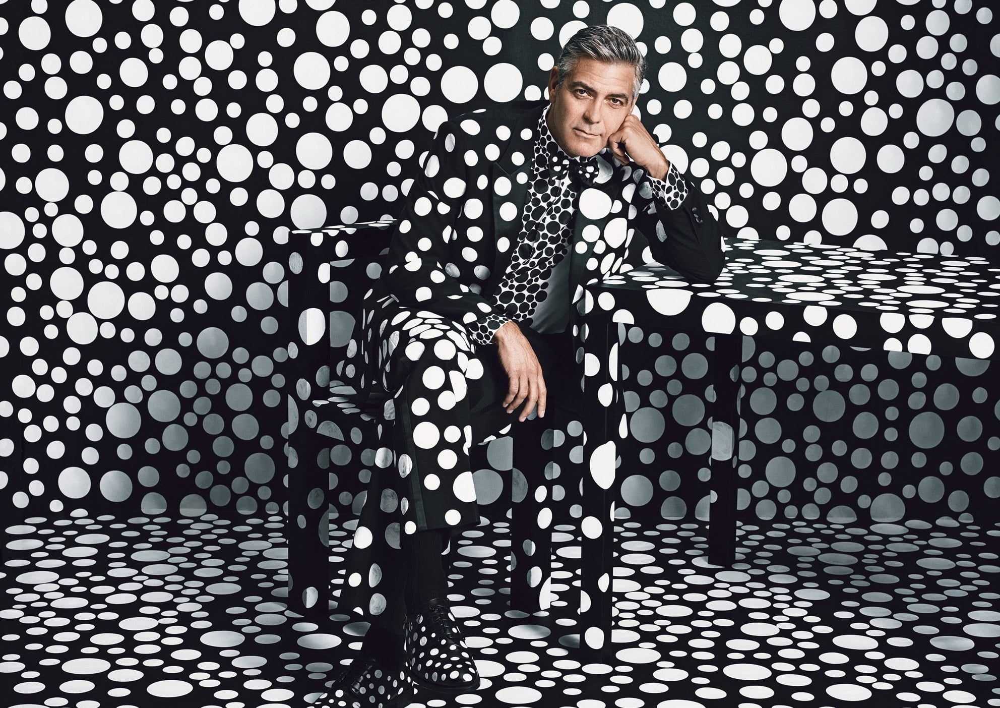 George Clooney, Actor photo shoot, Pea texture, Polka dot shirt, 1990x1410 HD Desktop