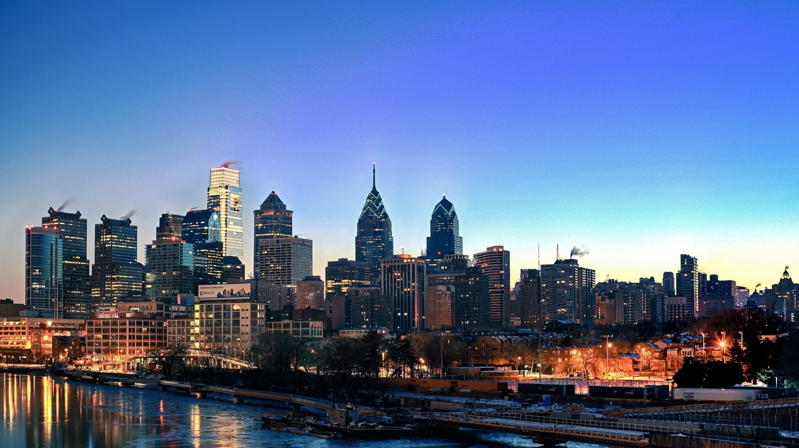 Philadelphia skyline, Nighttime beauty, River reflections, Urban vibrancy, 2770x1560 HD Desktop