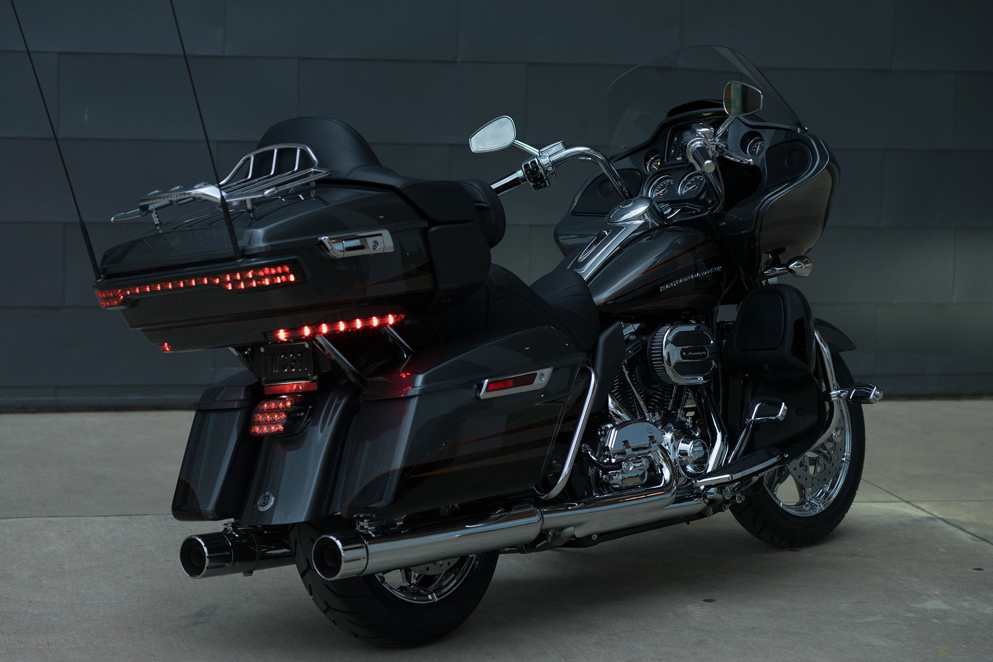 Harley-Davidson Road Glide, CVO model, Ultimate touring bike, Motorcycle wallpapers, 2020x1350 HD Desktop