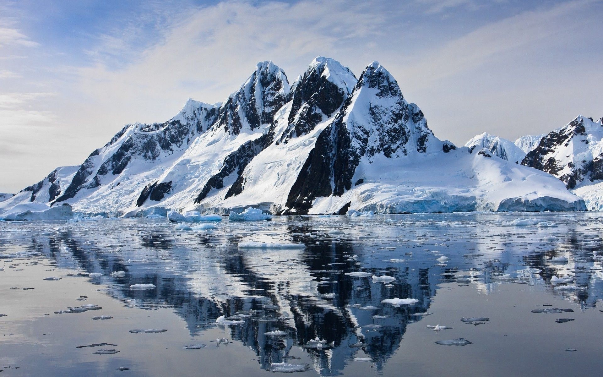Arctic wonder, Wondrous landscapes, Frozen frontier, Nature's masterpiece, 1920x1200 HD Desktop