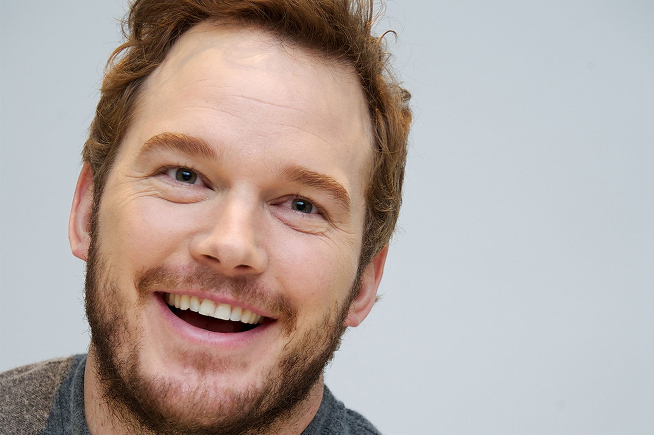 Chris Pratt: Co-starred in the remake The Magnificent Seven. 2200x1470 HD Background.