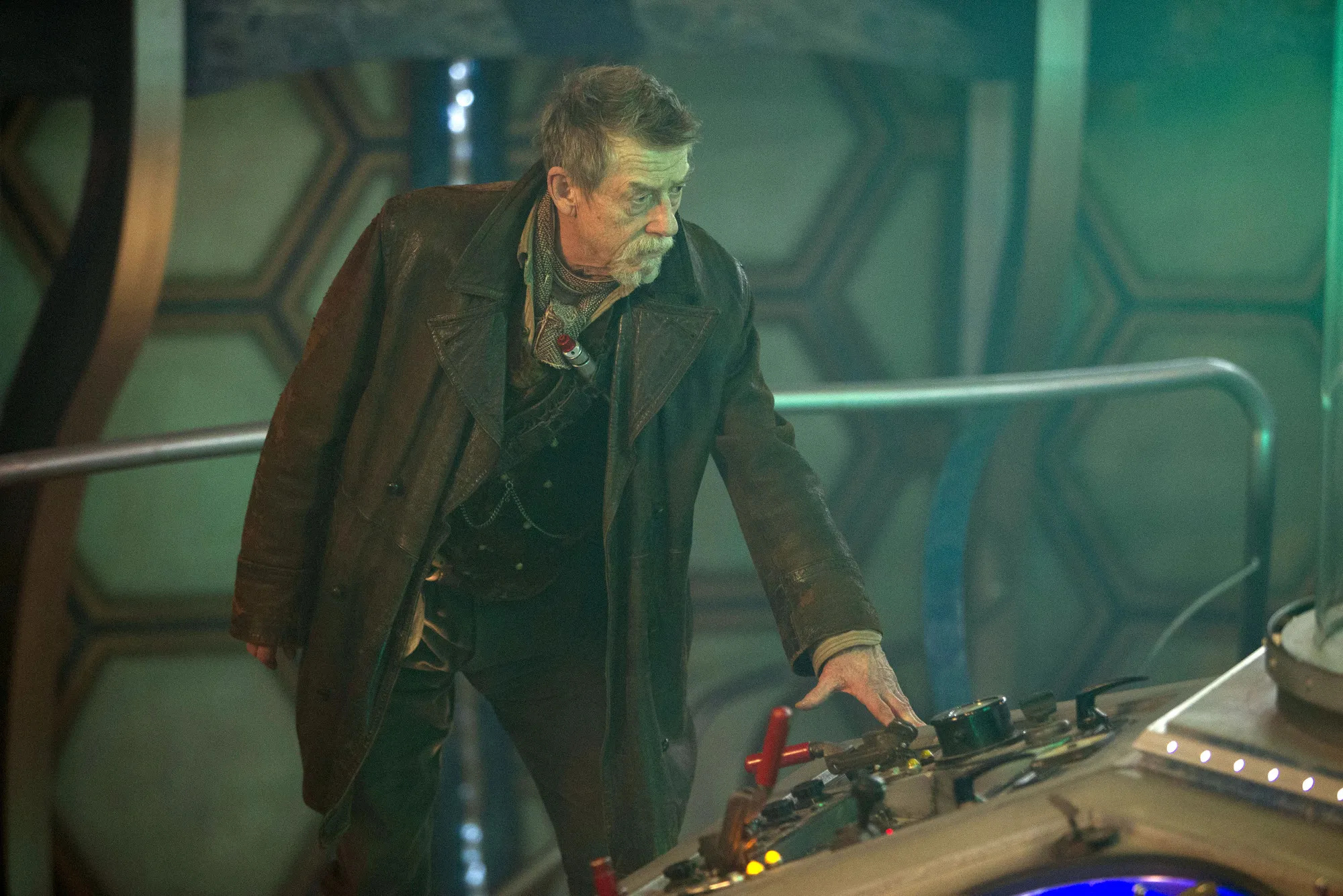 Moffat's twist, Mind-bending storyline, Secrets of John Hurt, Doctor Who revelation, 2000x1340 HD Desktop