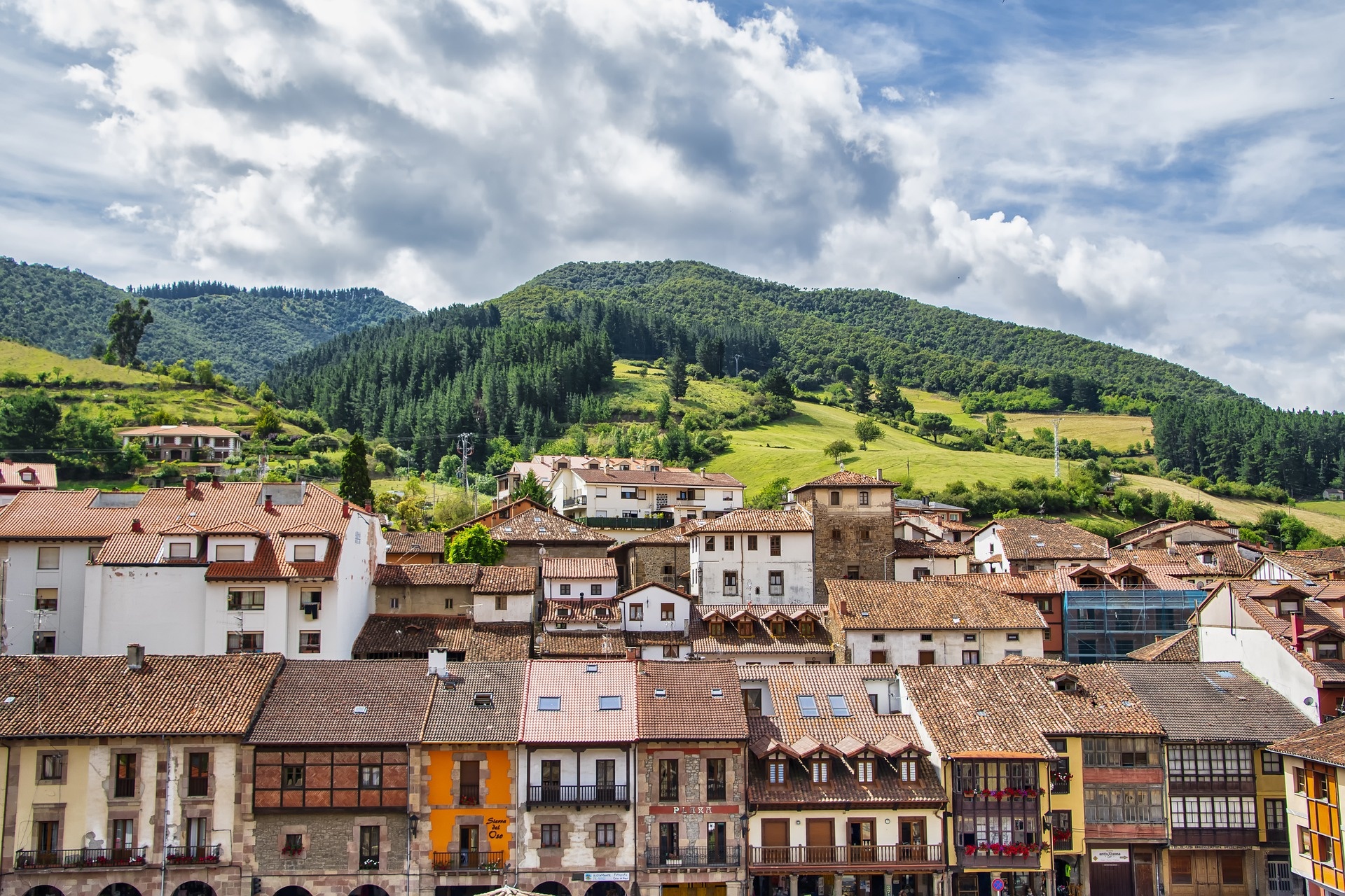 Cantabrian Mountains Town, Mountain Scenery, 1920x1280 HD Desktop