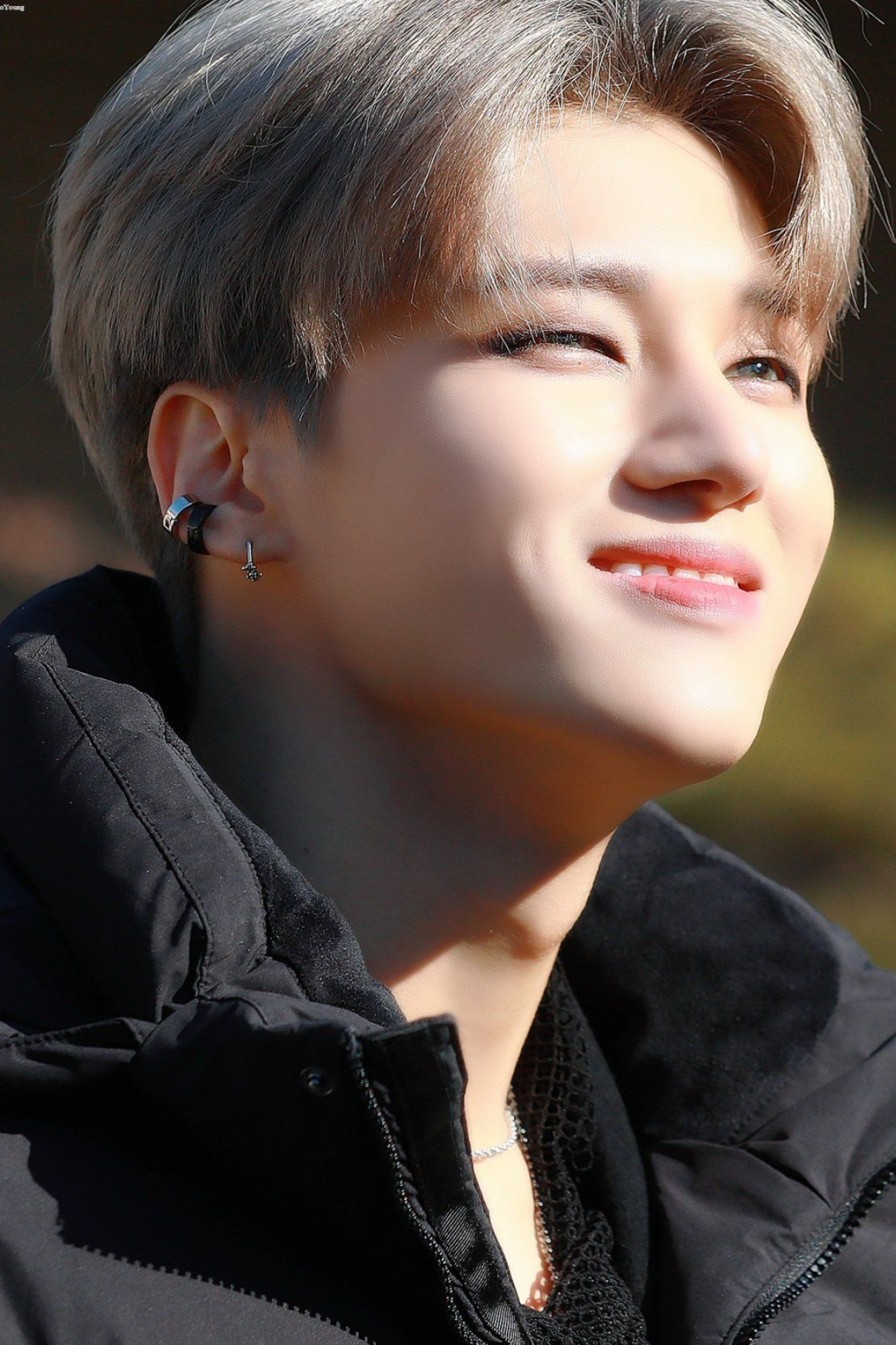 ATEEZ's Woo Young, Energetic performer, K-pop talent, Charismatic artist, 1370x2050 HD Phone