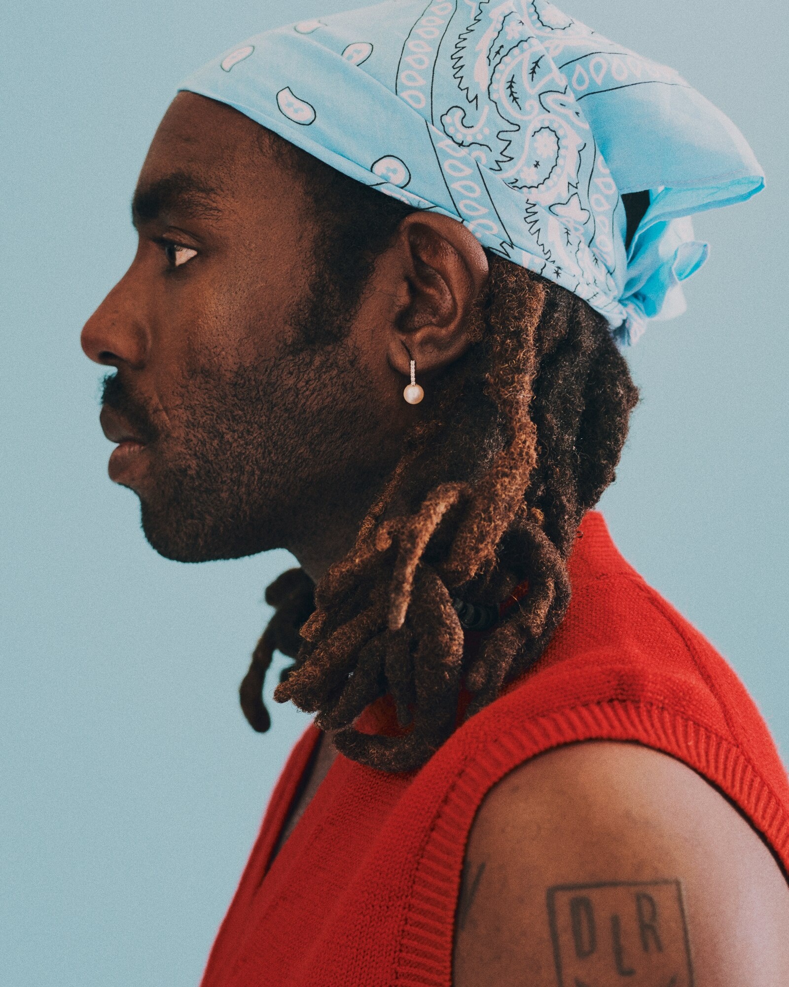 The Magnificent Nonchalance Of Mr Dev Hynes | The Journal | MR PORTER 1600x2000