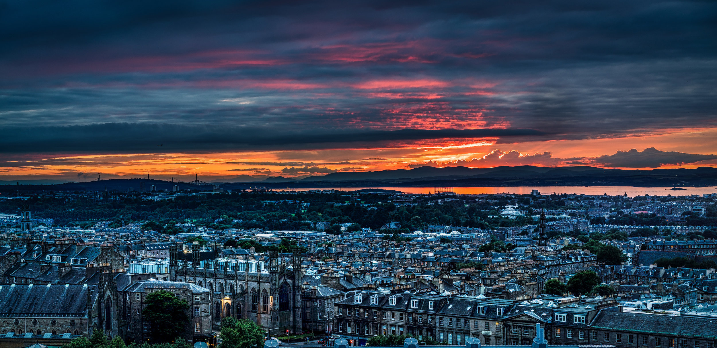 Calton Hill, Edinburgh Scotland, Captivating view, Hans Mast photography, 2500x1220 Dual Screen Desktop