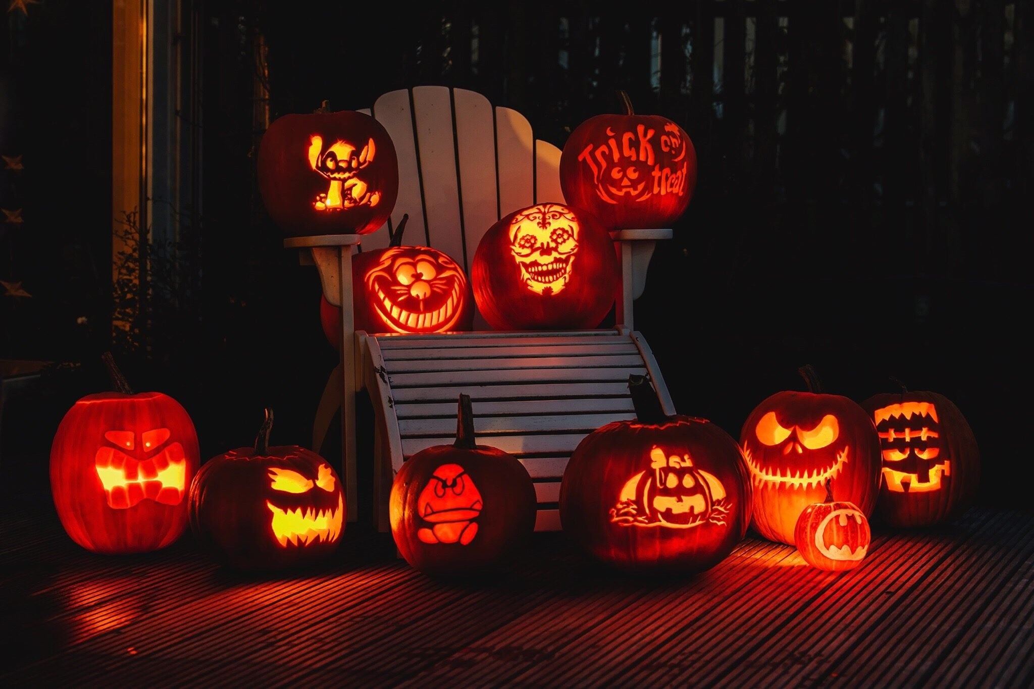Halloween pumpkins, Artistic carving ideas, 2050x1370 HD Desktop