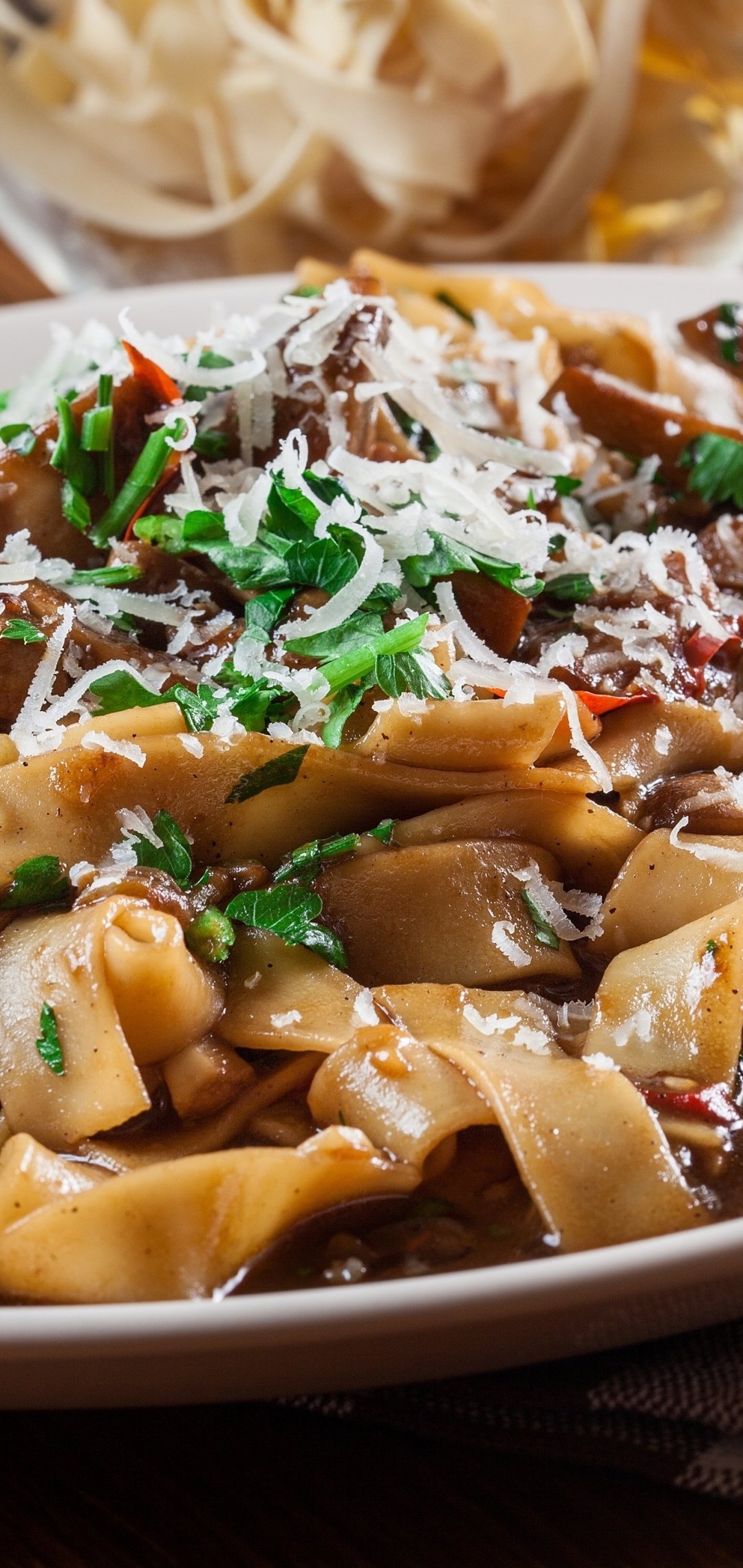 Pasta: Contains carbohydrates that contribute to making serotonin in the body. 1080x2280 HD Wallpaper.